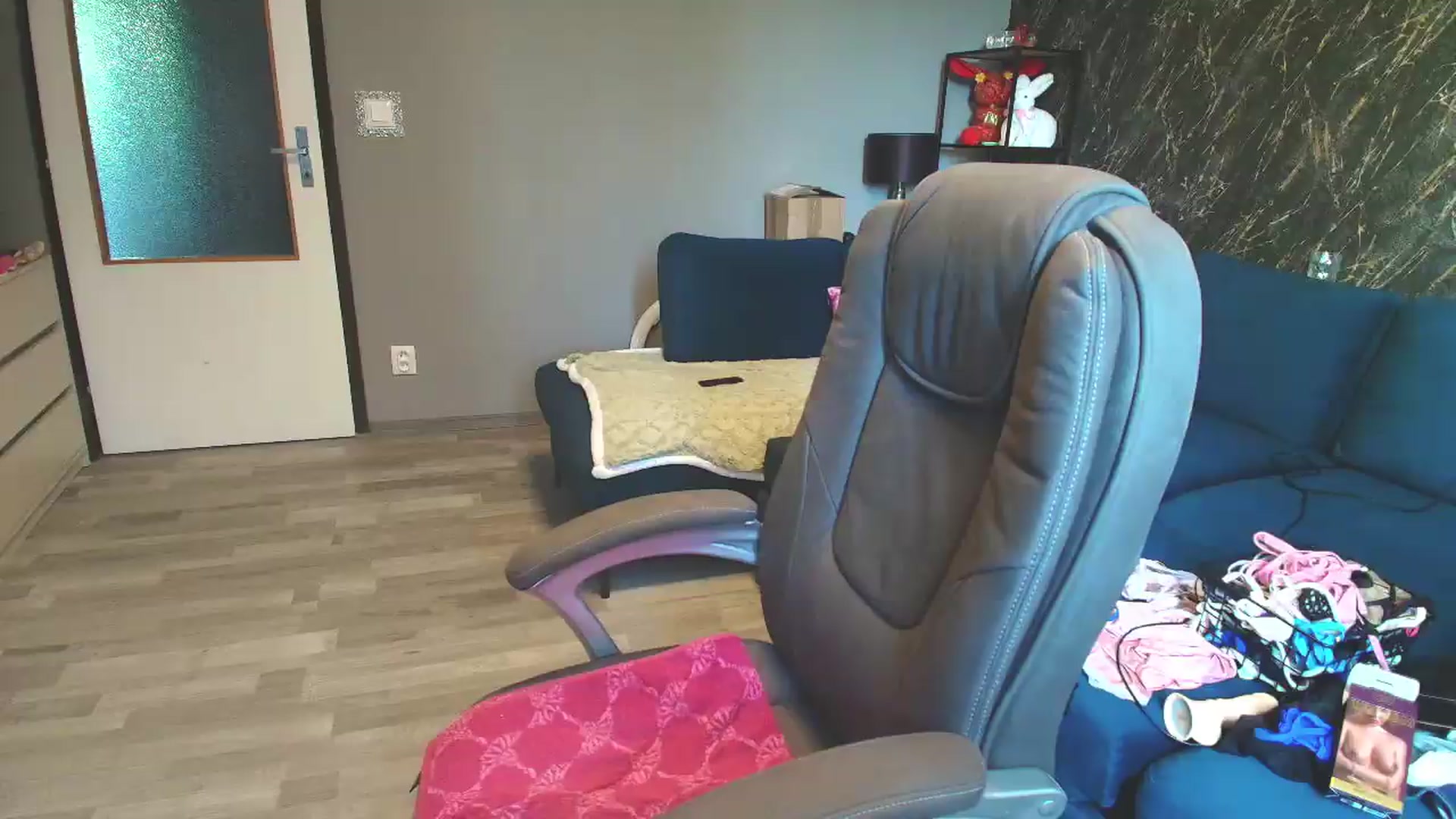 Gallery image thumbnail from SexyQueenNina's myfreecams stream on, 08/02/2026, 08:37 image 12 of 20