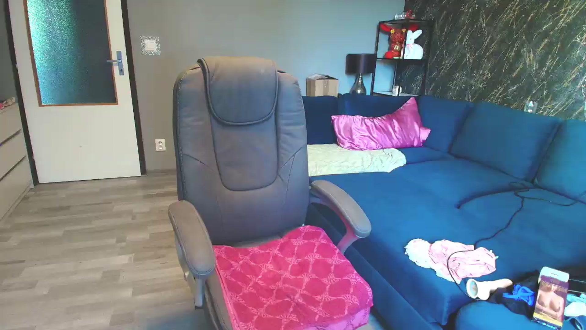 Gallery image thumbnail from SexyQueenNina's myfreecams stream on, 08/02/2026, 08:37 image 3 of 20