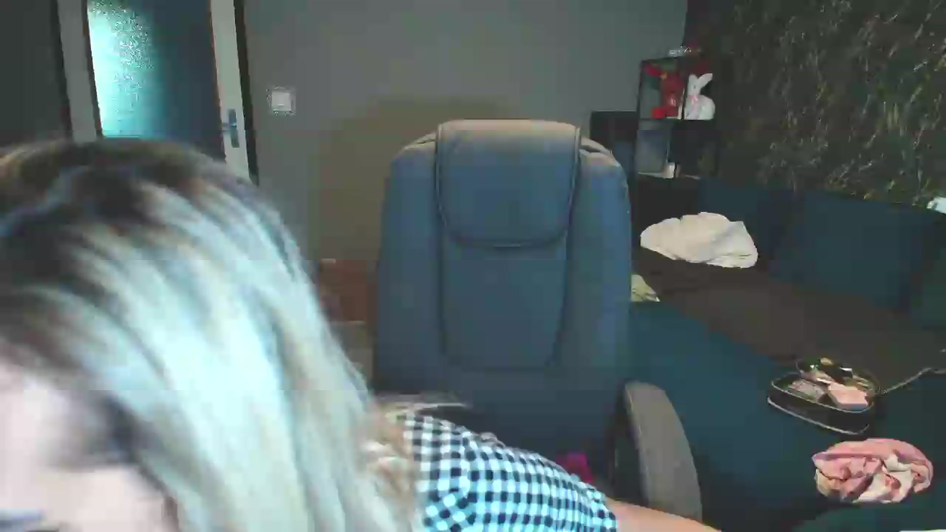 Gallery image thumbnail from SexyQueenNina's myfreecams stream on, 08/14/2026, 13:44 image 17 of 20