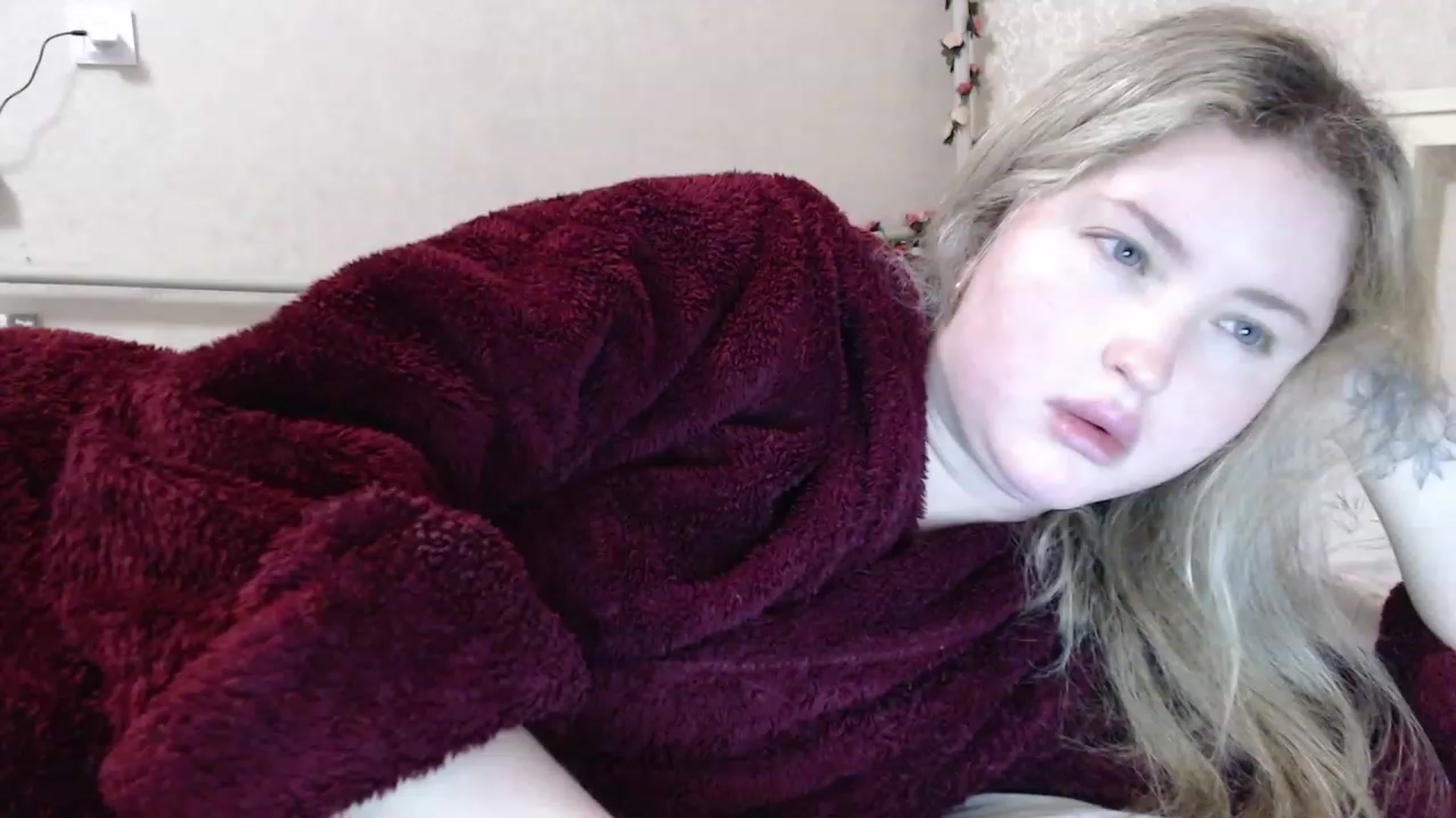 Gallery image thumbnail from SexyRinaa's myfreecams stream on, 01/17/2023, 16:16 image 3 of 20
