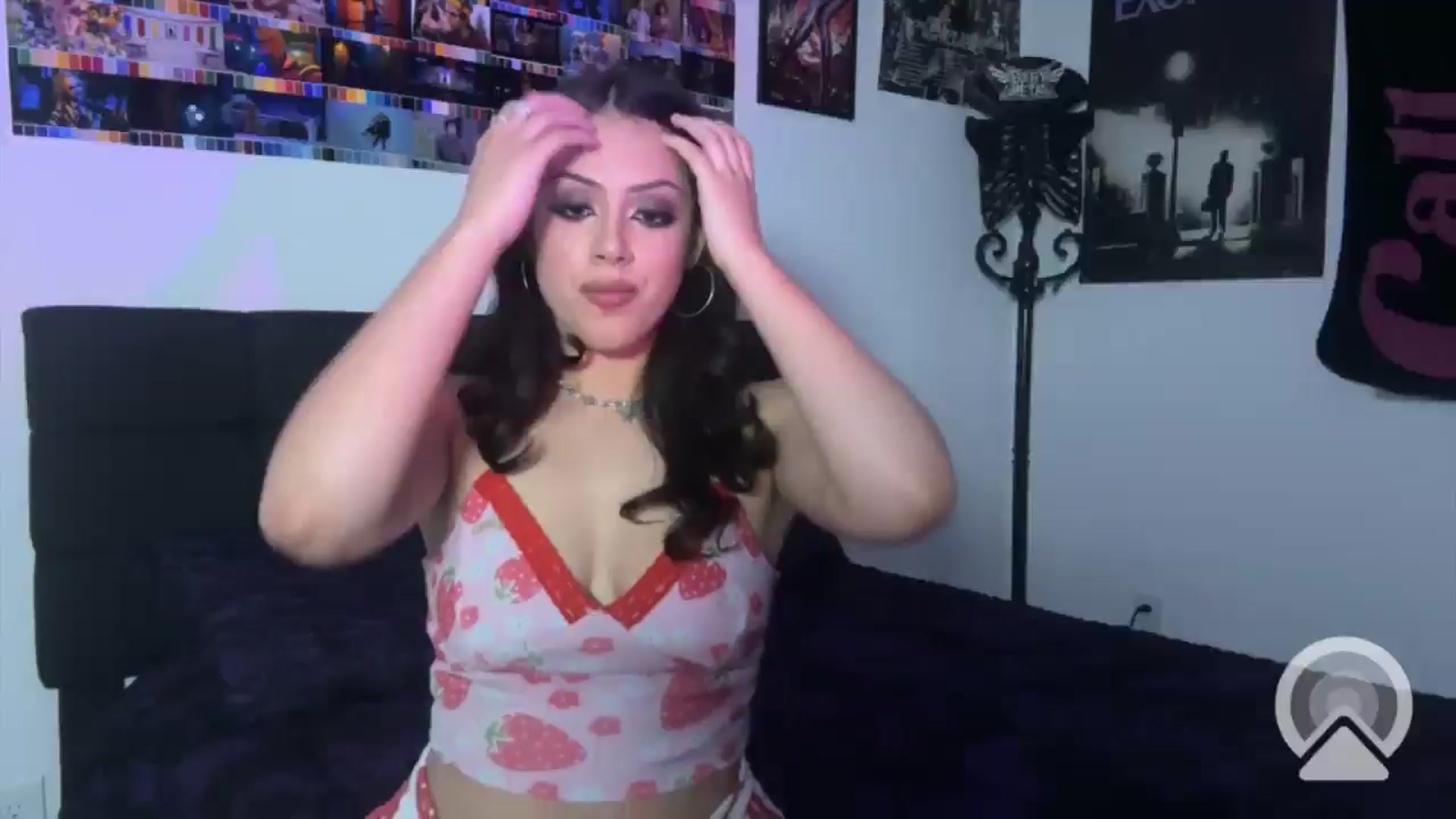 Gallery image thumbnail from SexySatanico's myfreecams stream on, 11/22/2025, 12:38 image 5 of 20