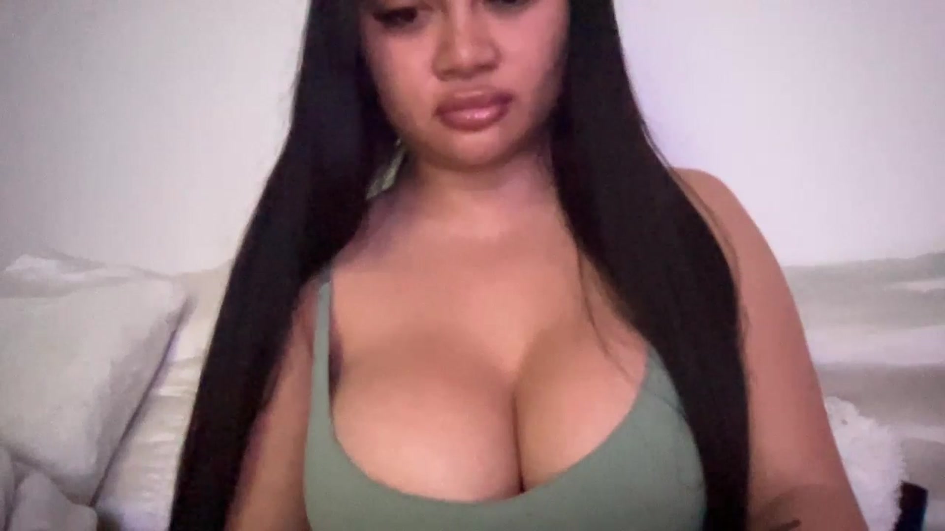 Gallery image thumbnail from SexySeiko's myfreecams stream on, 10/21/2024, 19:12 image 16 of 20
