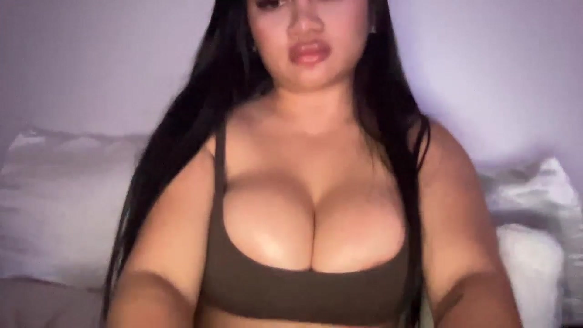 Gallery image thumbnail from SexySeiko's myfreecams stream on, 10/22/2024, 01:06 image 5 of 20