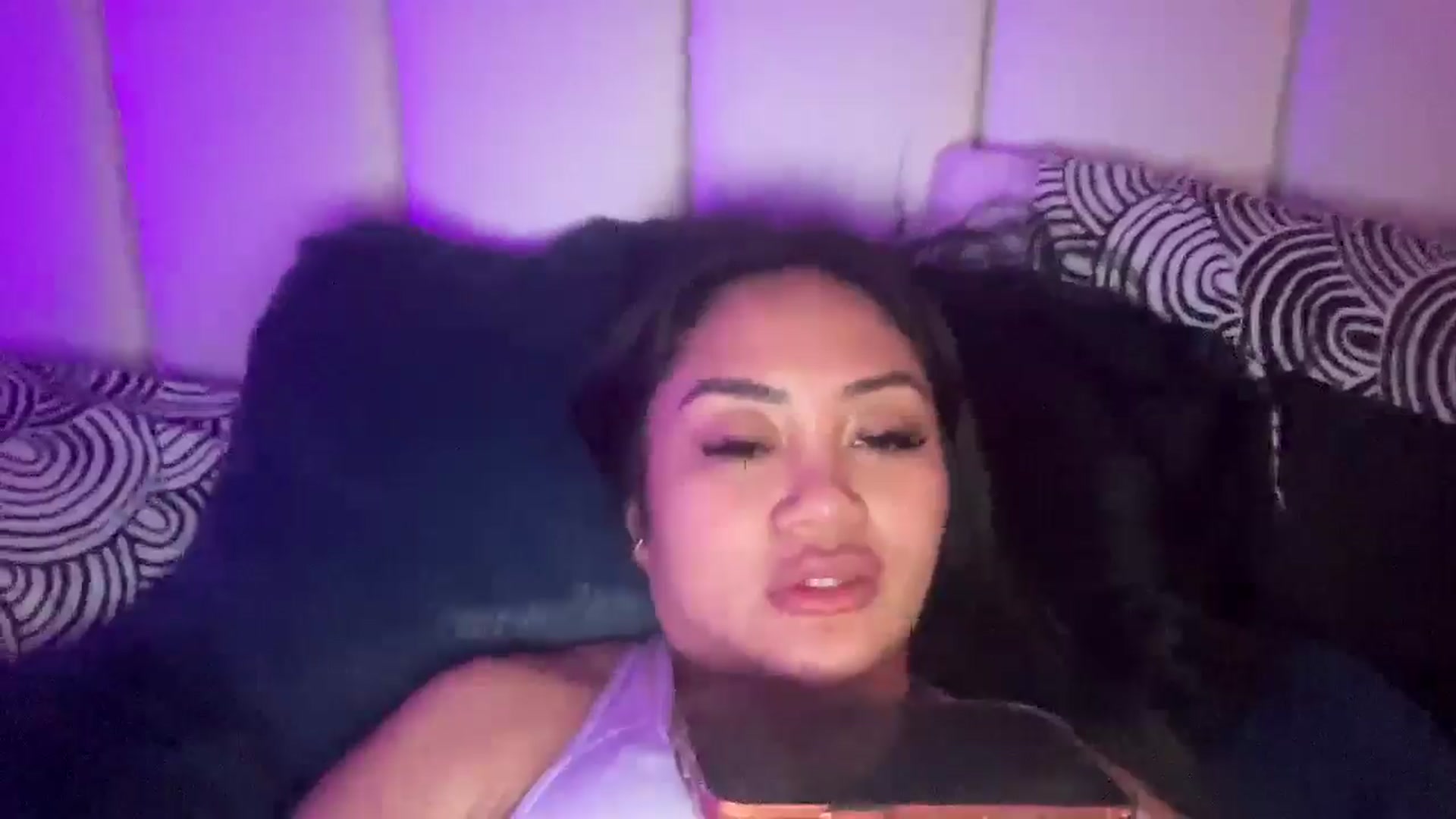 Gallery image thumbnail from SexySeiko's myfreecams stream on, 05/05/2026, 19:08 image 19 of 20