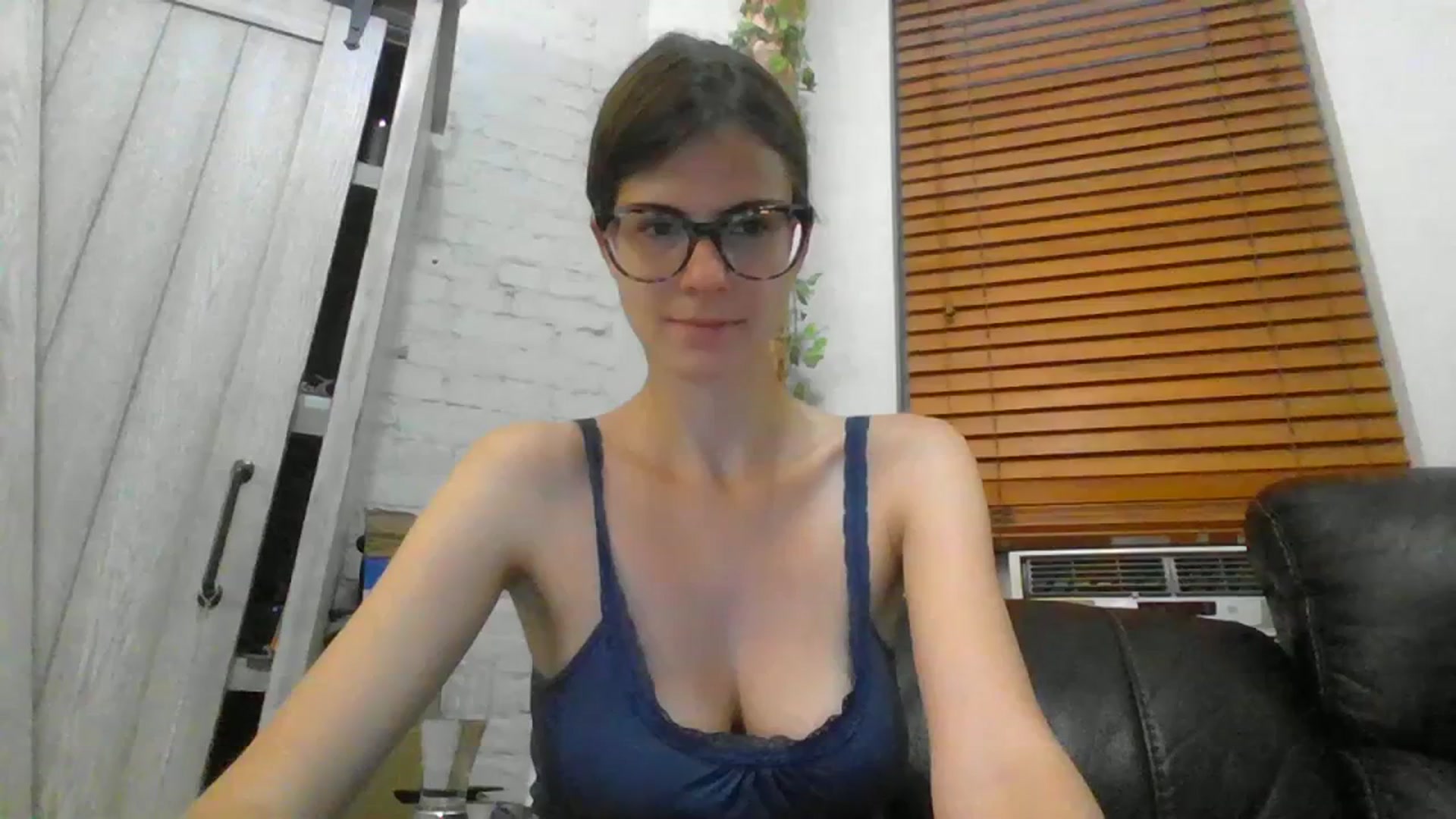 Gallery image thumbnail from SexySluttyCat's myfreecams stream on, 07/15/2023, 20:06 image 16 of 20