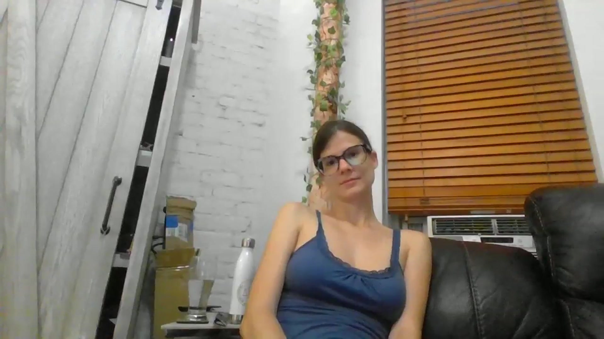 Gallery image thumbnail from SexySluttyCat's myfreecams stream on, 07/15/2023, 20:06 image 15 of 20