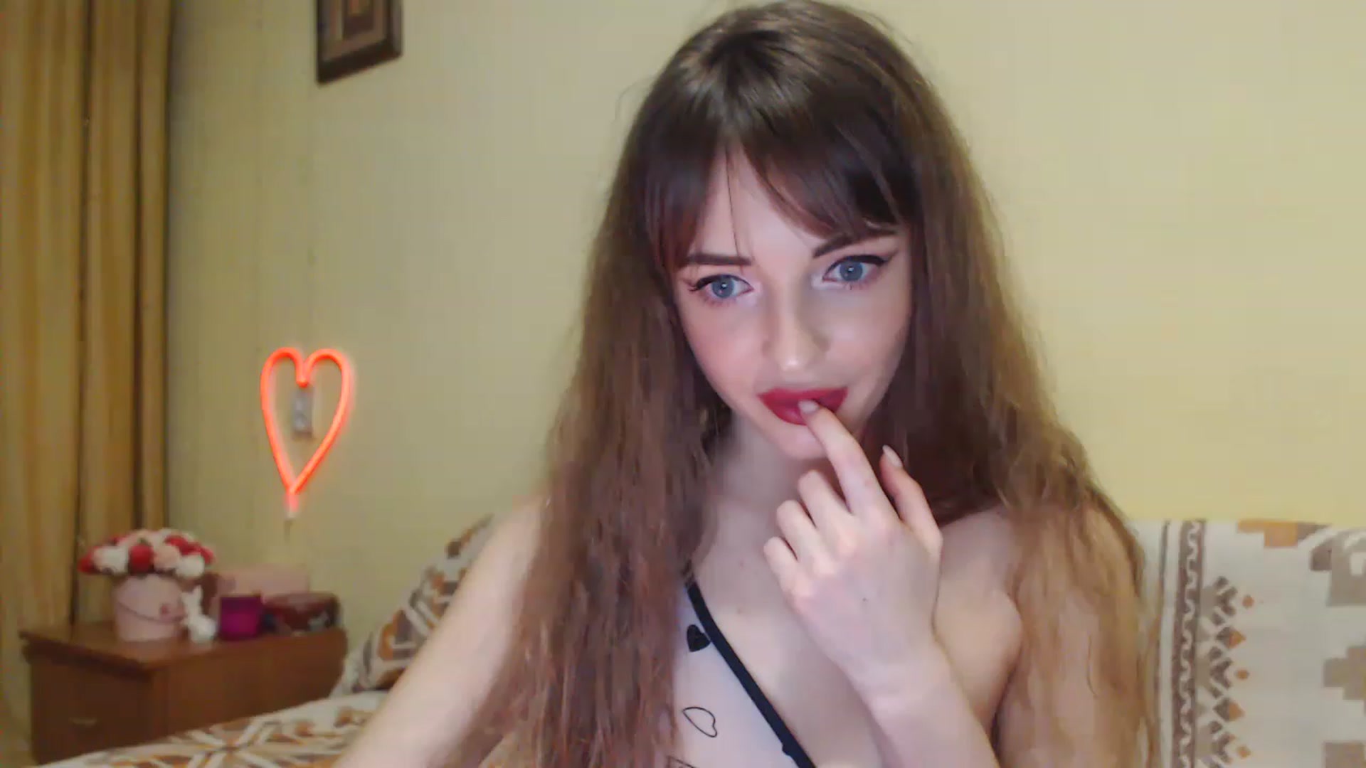 Gallery image thumbnail from Sexy_A's myfreecams stream on, 02/14/2023, 23:00 image 5 of 20