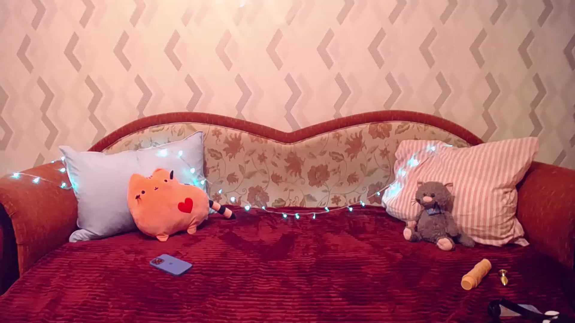 Gallery image thumbnail from Sexy_Kittyy_'s myfreecams stream on, 11/17/2022, 16:04 image 5 of 20