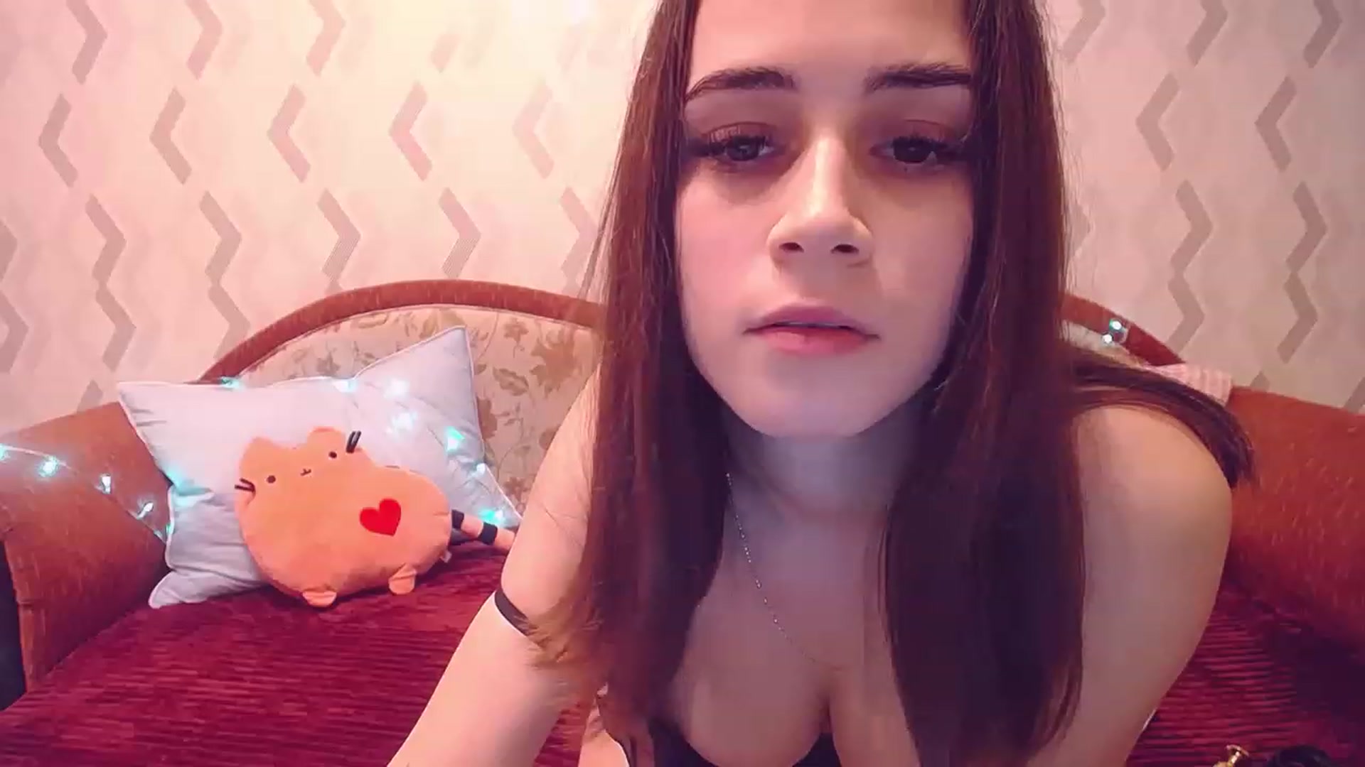 Gallery image thumbnail from Sexy_Kittyy_'s myfreecams stream on, 11/18/2022, 18:22 image 17 of 20