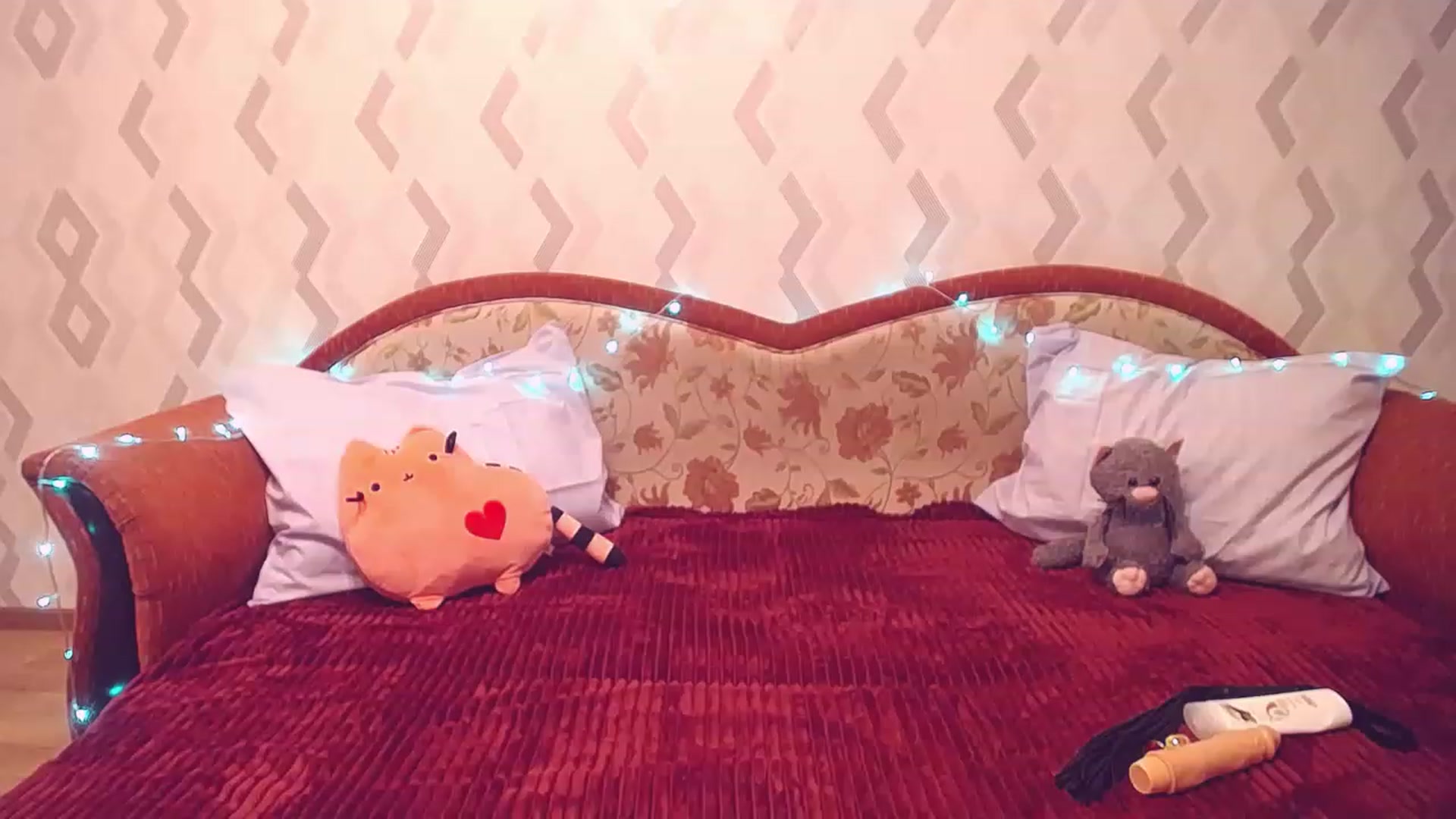 Gallery image thumbnail from Sexy_Kittyy_'s myfreecams stream on, 11/19/2022, 17:04 image 4 of 20