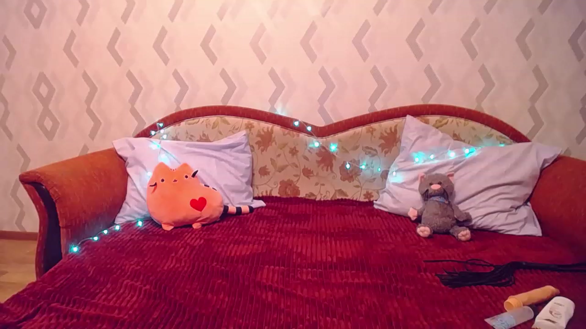 Gallery image thumbnail from Sexy_Kittyy_'s myfreecams stream on, 11/21/2022, 20:24 image 16 of 20