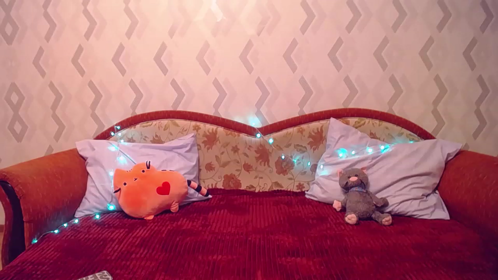 Gallery image thumbnail from Sexy_Kittyy_'s myfreecams stream on, 11/21/2022, 22:12 image 15 of 20