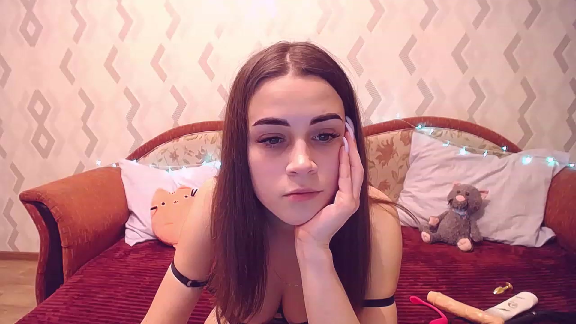 Gallery image thumbnail from Sexy_Kittyy_'s myfreecams stream on, 12/01/2022, 08:09 image 12 of 20
