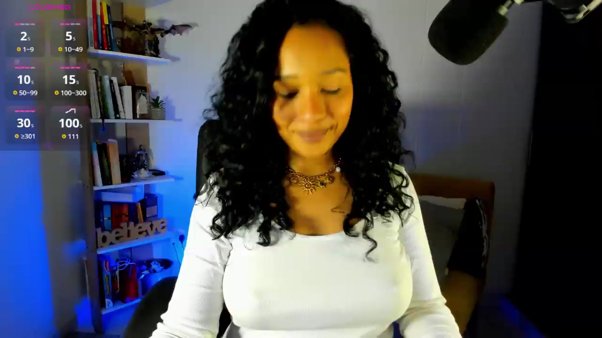 Gallery image thumbnail from Sexy_Latina's myfreecams stream on, 07/09/2026, 07:10 image 17 of 20