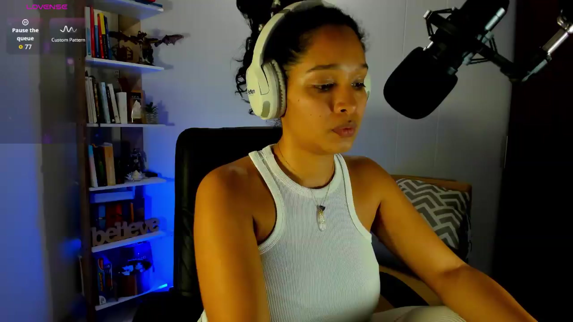 Gallery image thumbnail from Sexy_Latina's myfreecams stream on, 07/11/2026, 08:20 image 5 of 20