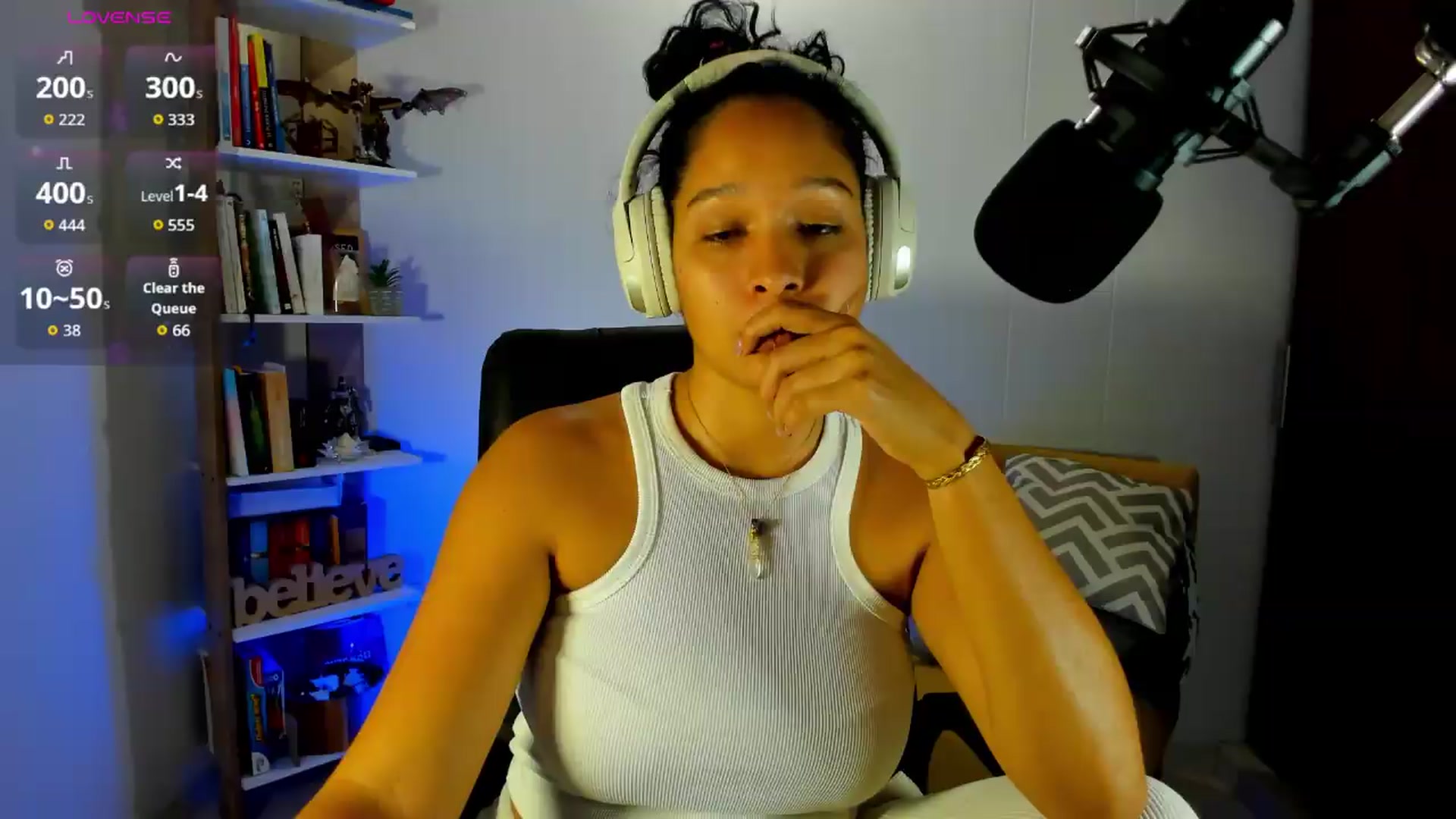 Gallery image thumbnail from Sexy_Latina's myfreecams stream on, 07/11/2026, 08:20 image 9 of 20