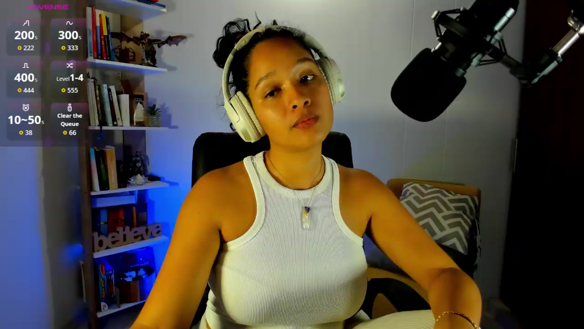 Gallery image thumbnail from Sexy_Latina's myfreecams stream on, 07/11/2026, 08:20 image 14 of 20