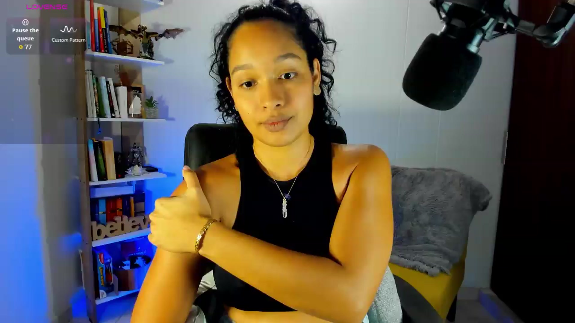 Gallery image thumbnail from Sexy_Latina's myfreecams stream on, 07/13/2026, 06:07 image 13 of 20