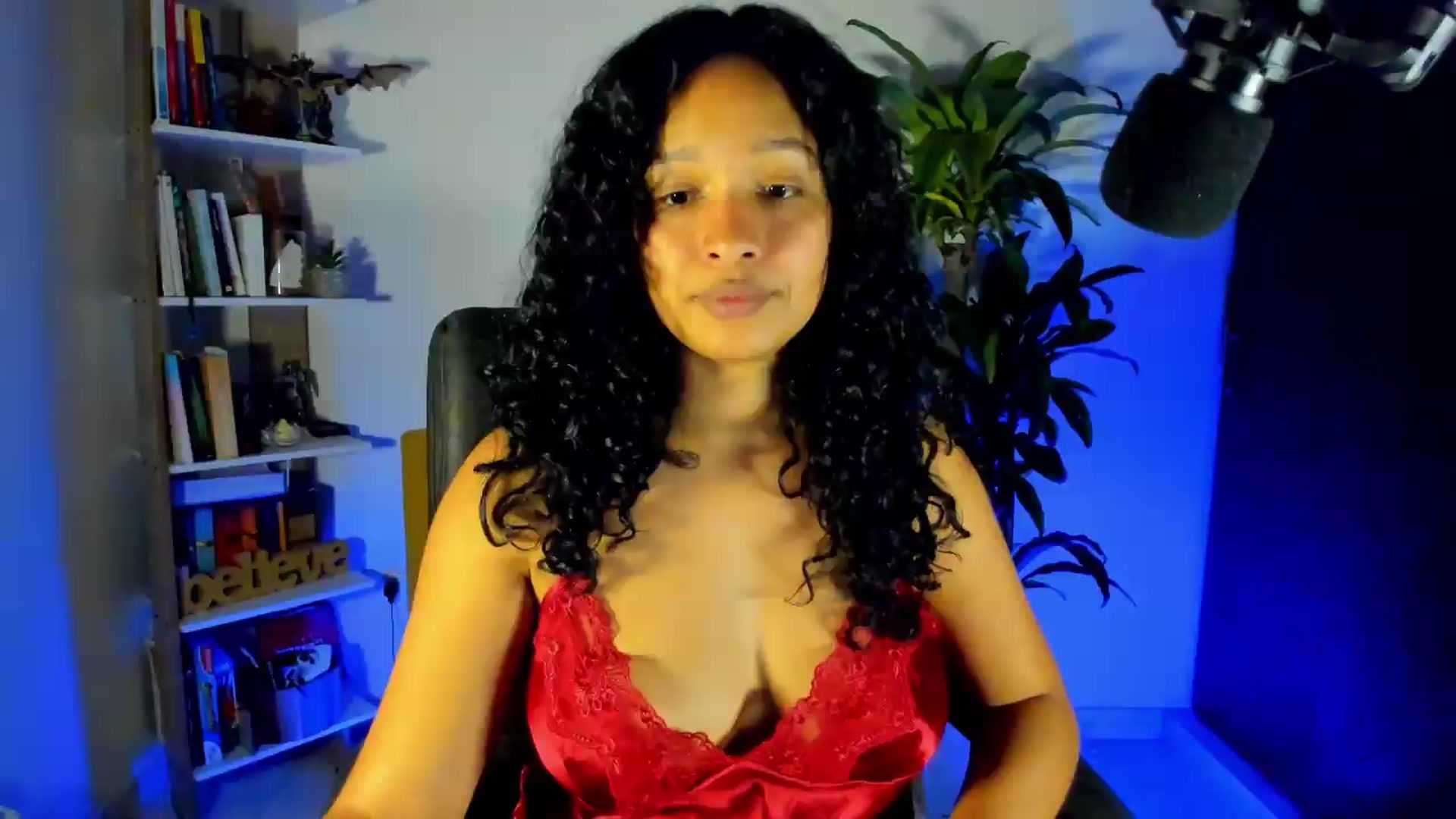 Gallery image thumbnail from Sexy_Latina's myfreecams stream on, 07/26/2026, 08:31 image 7 of 20