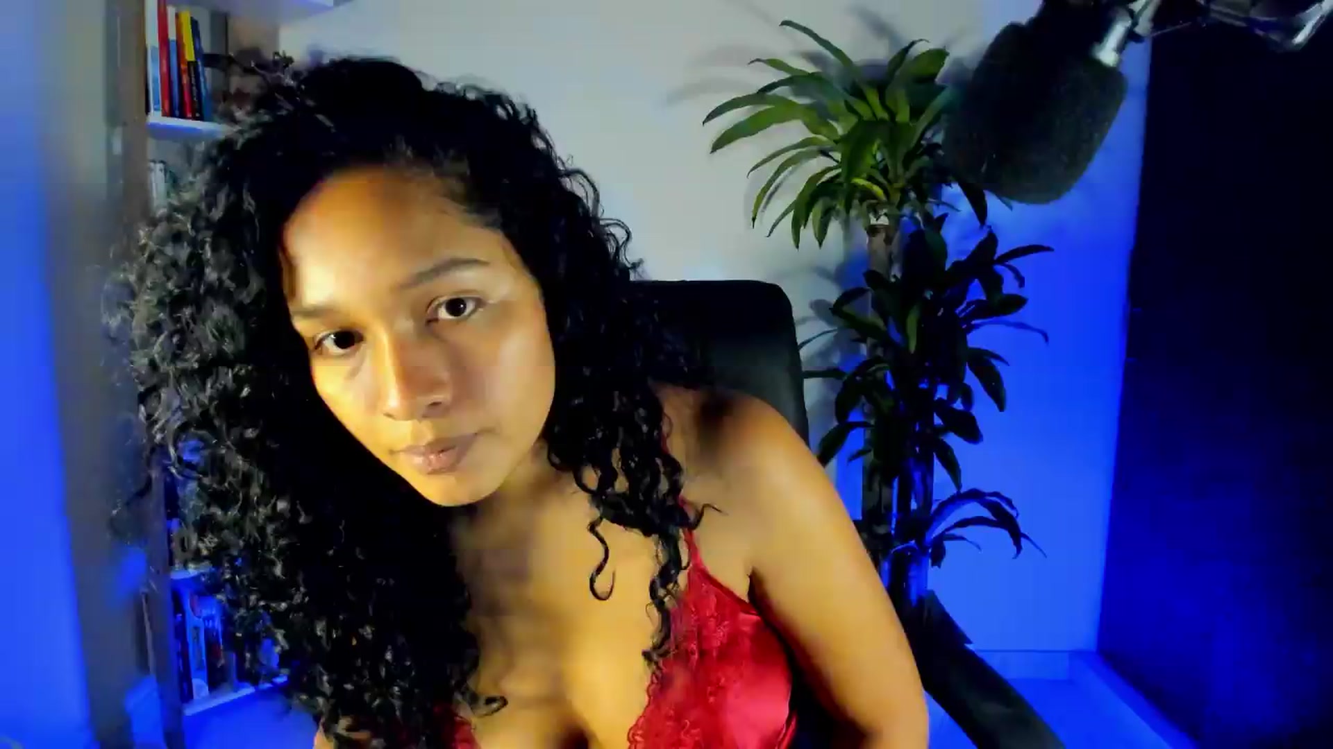 Gallery image thumbnail from Sexy_Latina's myfreecams stream on, 07/26/2026, 09:46 image 15 of 20