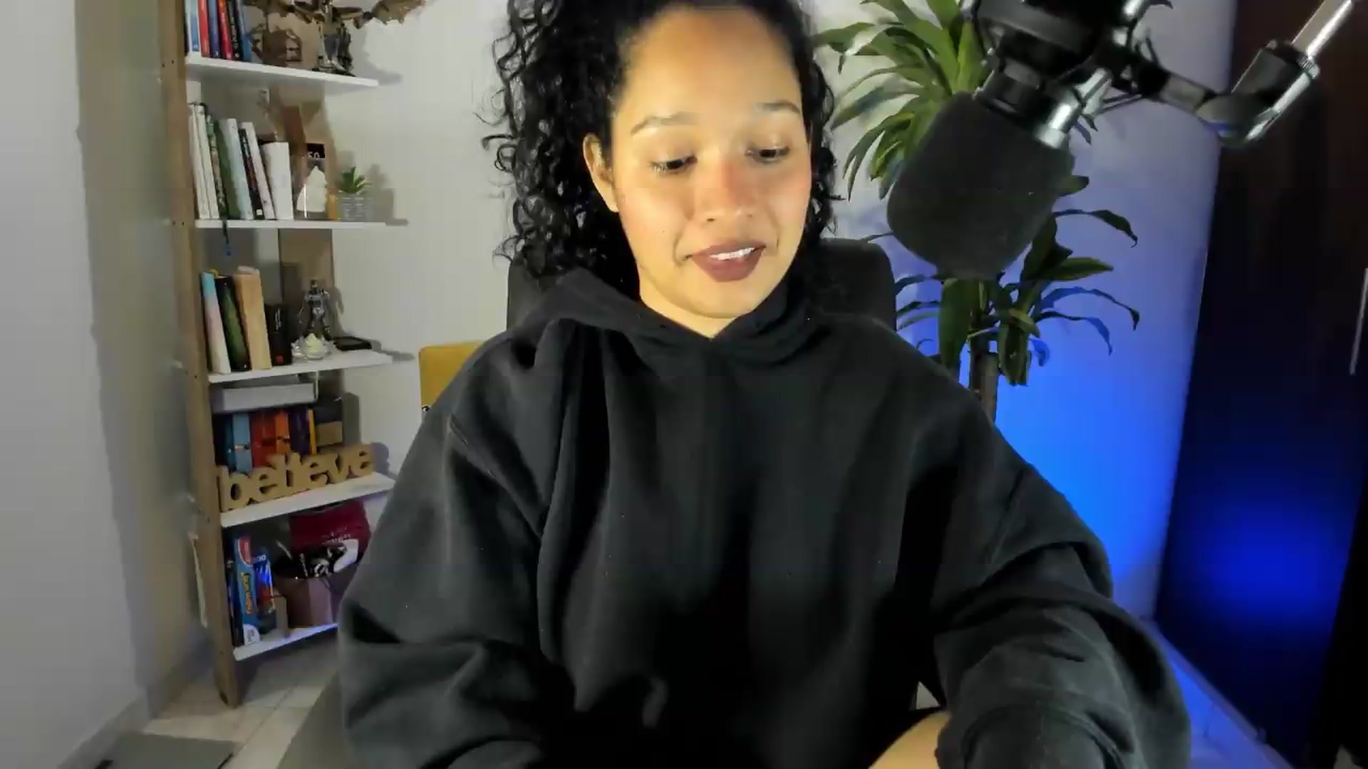 Gallery image thumbnail from Sexy_Latina's myfreecams stream on, 07/27/2026, 05:43 image 20 of 20