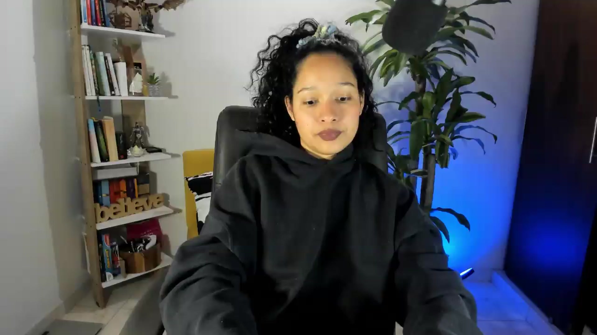 Gallery image thumbnail from Sexy_Latina's myfreecams stream on, 07/27/2026, 06:58 image 7 of 20