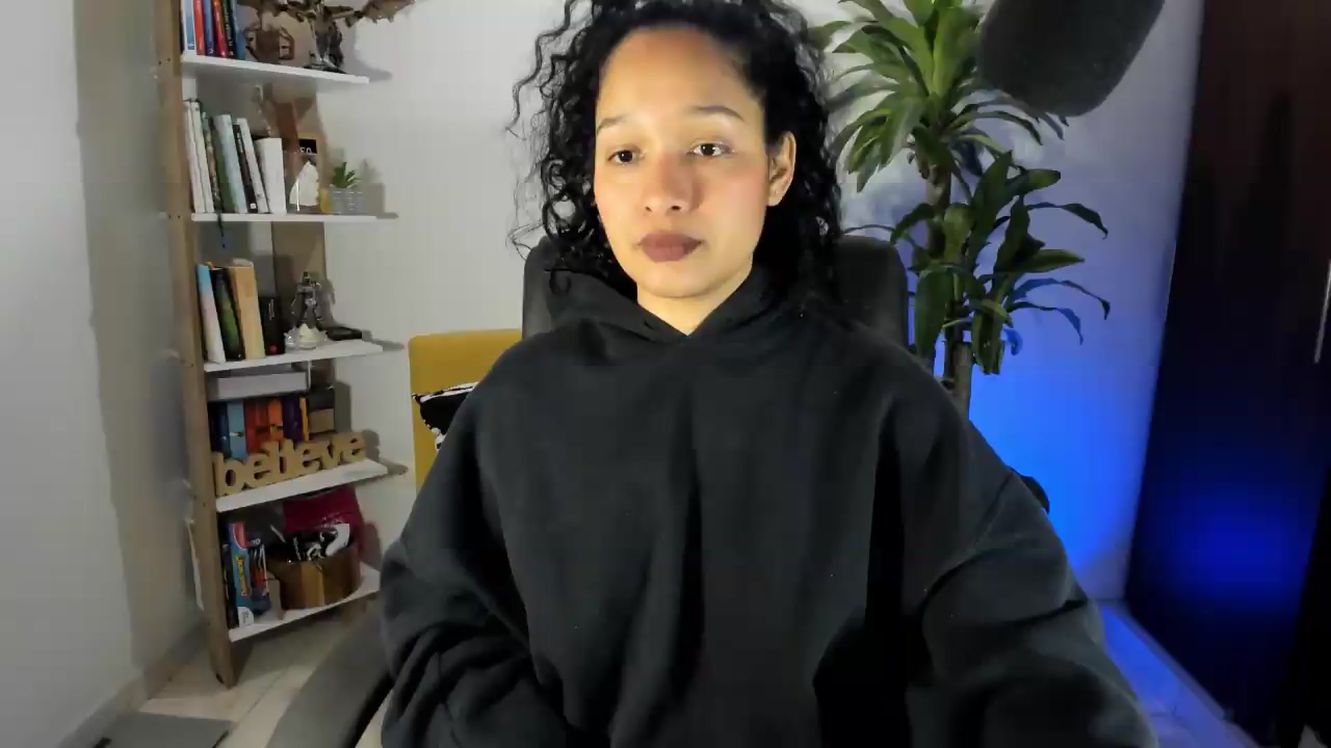 Gallery image thumbnail from Sexy_Latina's myfreecams stream on, 07/27/2026, 06:58 image 10 of 20