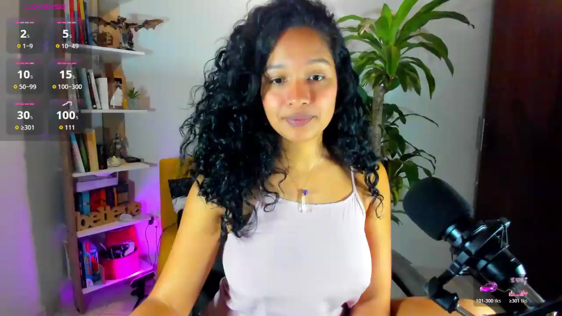 Gallery image thumbnail from Sexy_Latina's myfreecams stream on, 07/29/2026, 04:54 image 9 of 20