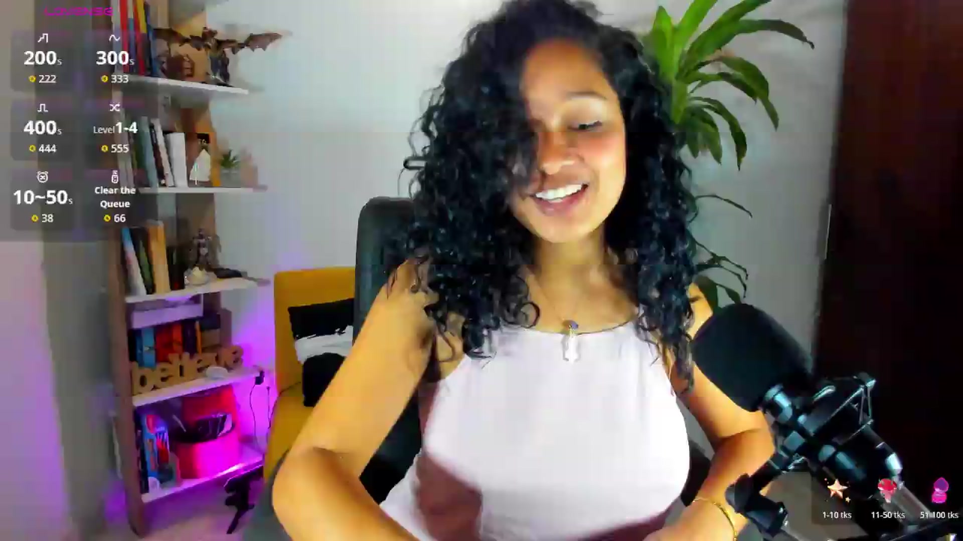 Gallery image thumbnail from Sexy_Latina's myfreecams stream on, 07/29/2026, 04:54 image 14 of 20