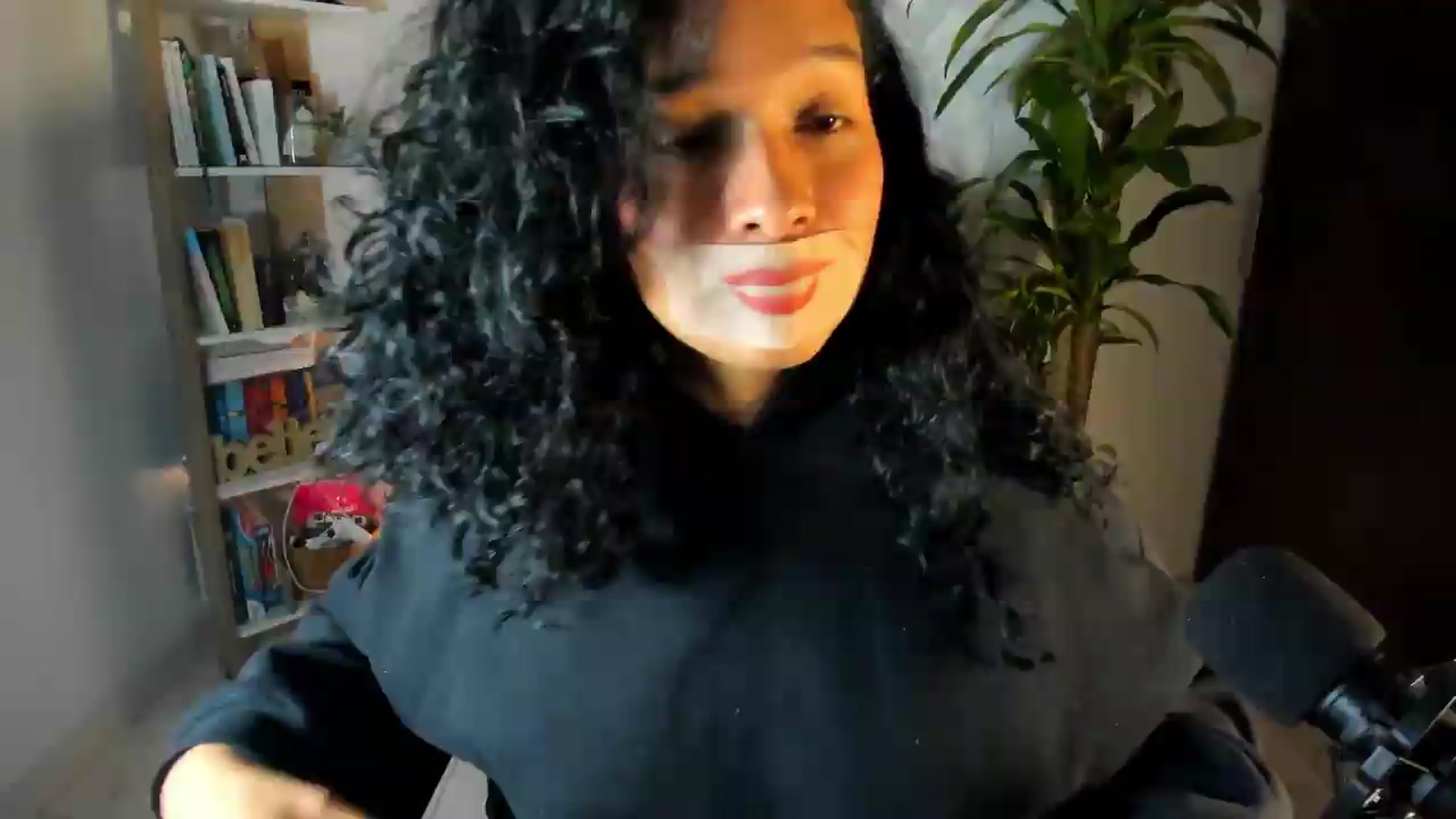 Gallery image thumbnail from Sexy_Latina's myfreecams stream on, 07/30/2026, 07:44 image 11 of 20