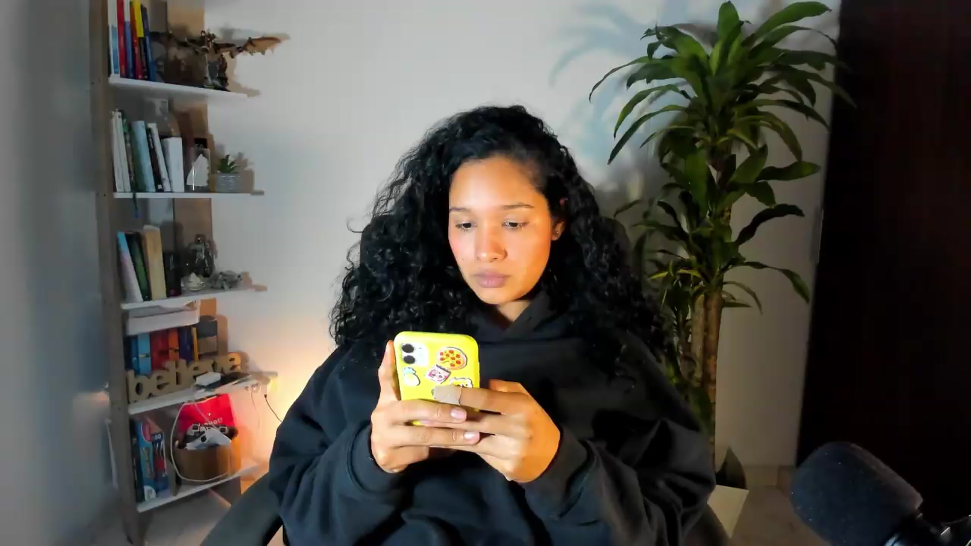 Gallery image thumbnail from Sexy_Latina's myfreecams stream on, 07/30/2026, 07:44 image 16 of 20