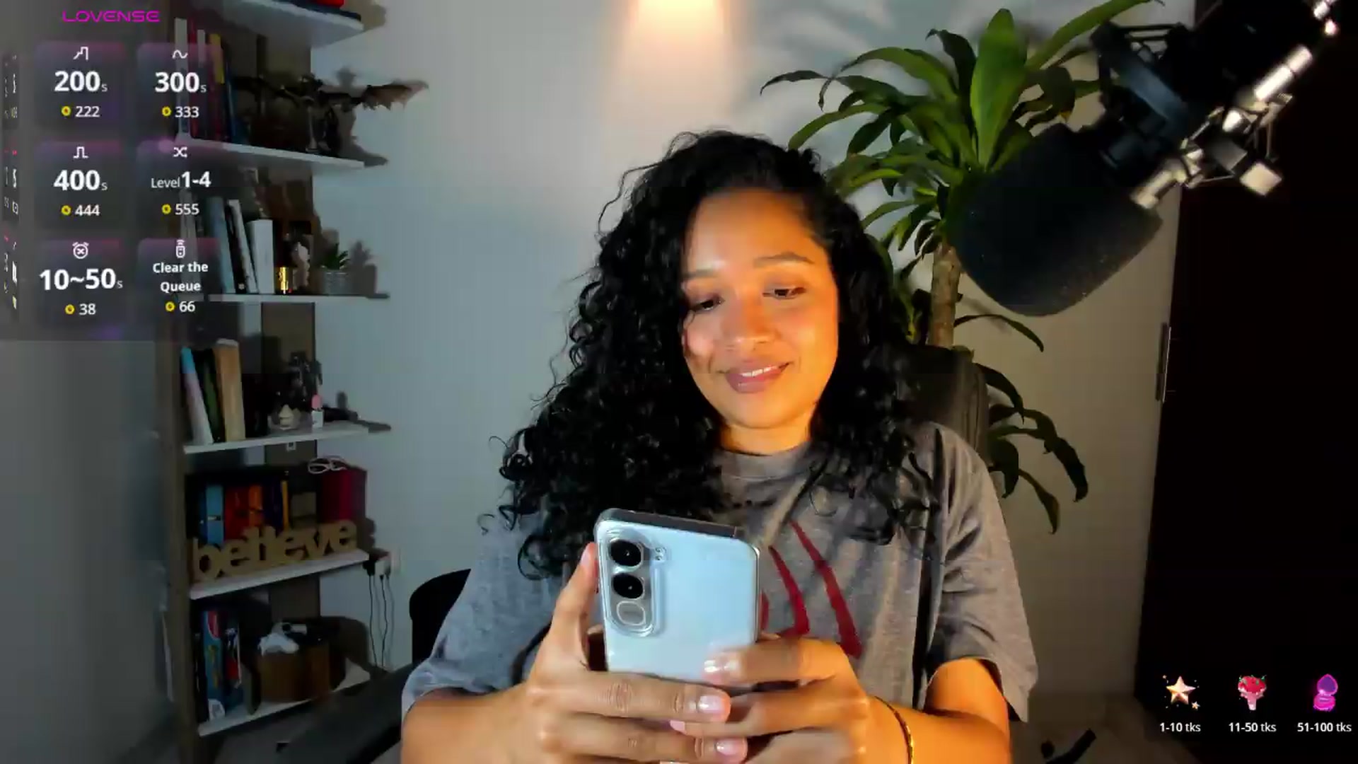 Gallery image thumbnail from Sexy_Latina's myfreecams stream on, 08/03/2026, 08:23 image 16 of 20