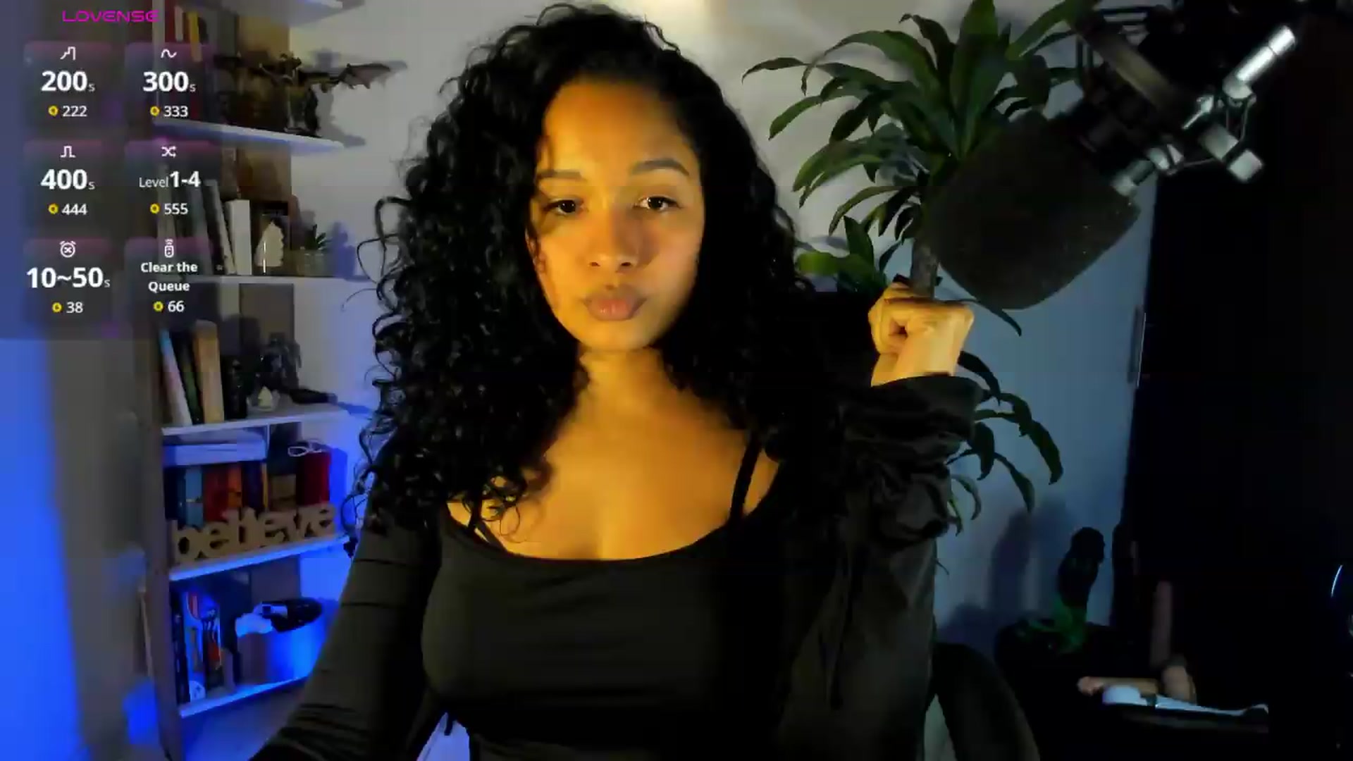 Gallery image thumbnail from Sexy_Latina's myfreecams stream on, 08/04/2026, 03:24 image 12 of 20