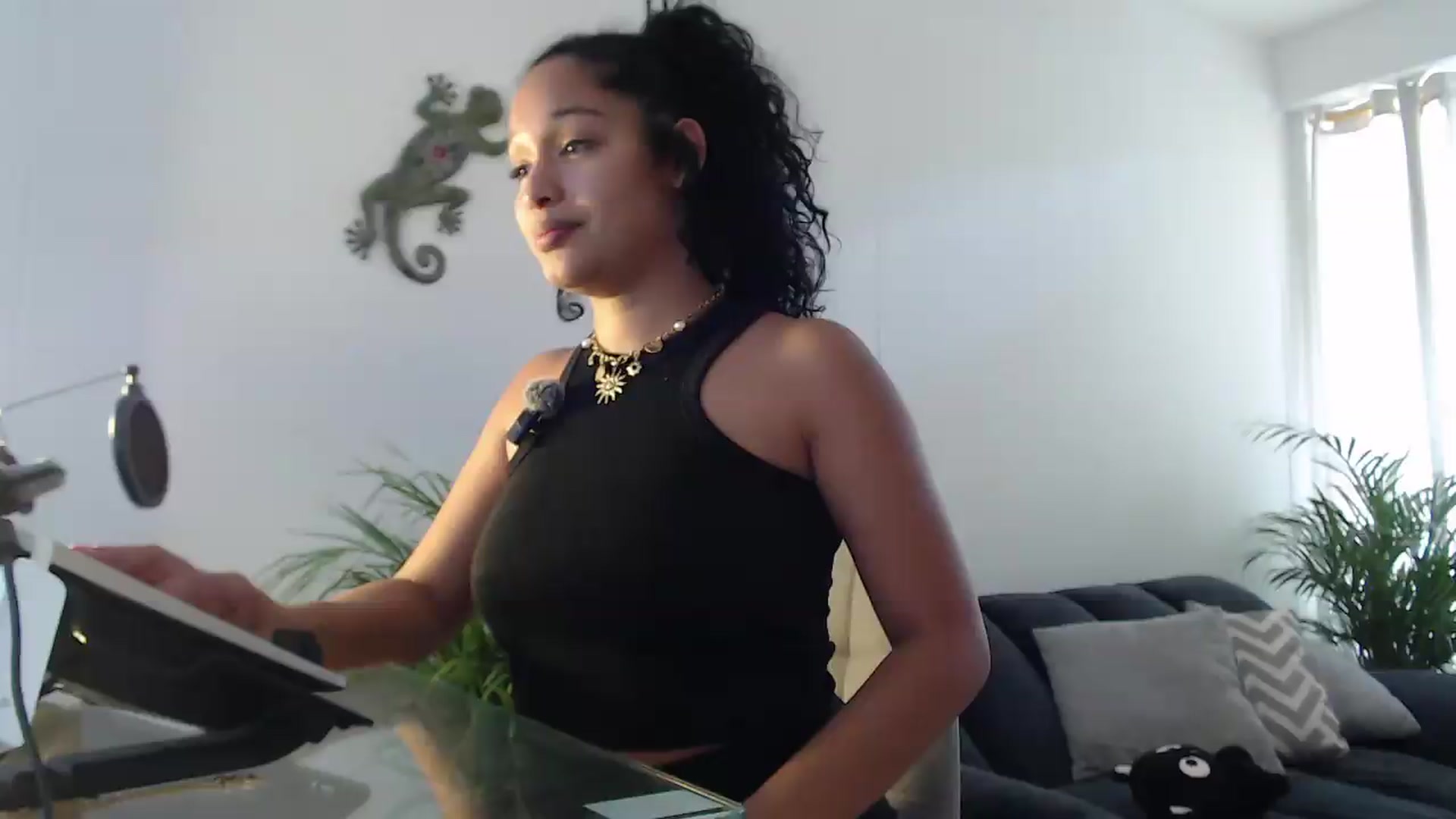 Gallery image thumbnail from Sexy_Latina's myfreecams stream on, 08/04/2026, 16:26 image 1 of 20