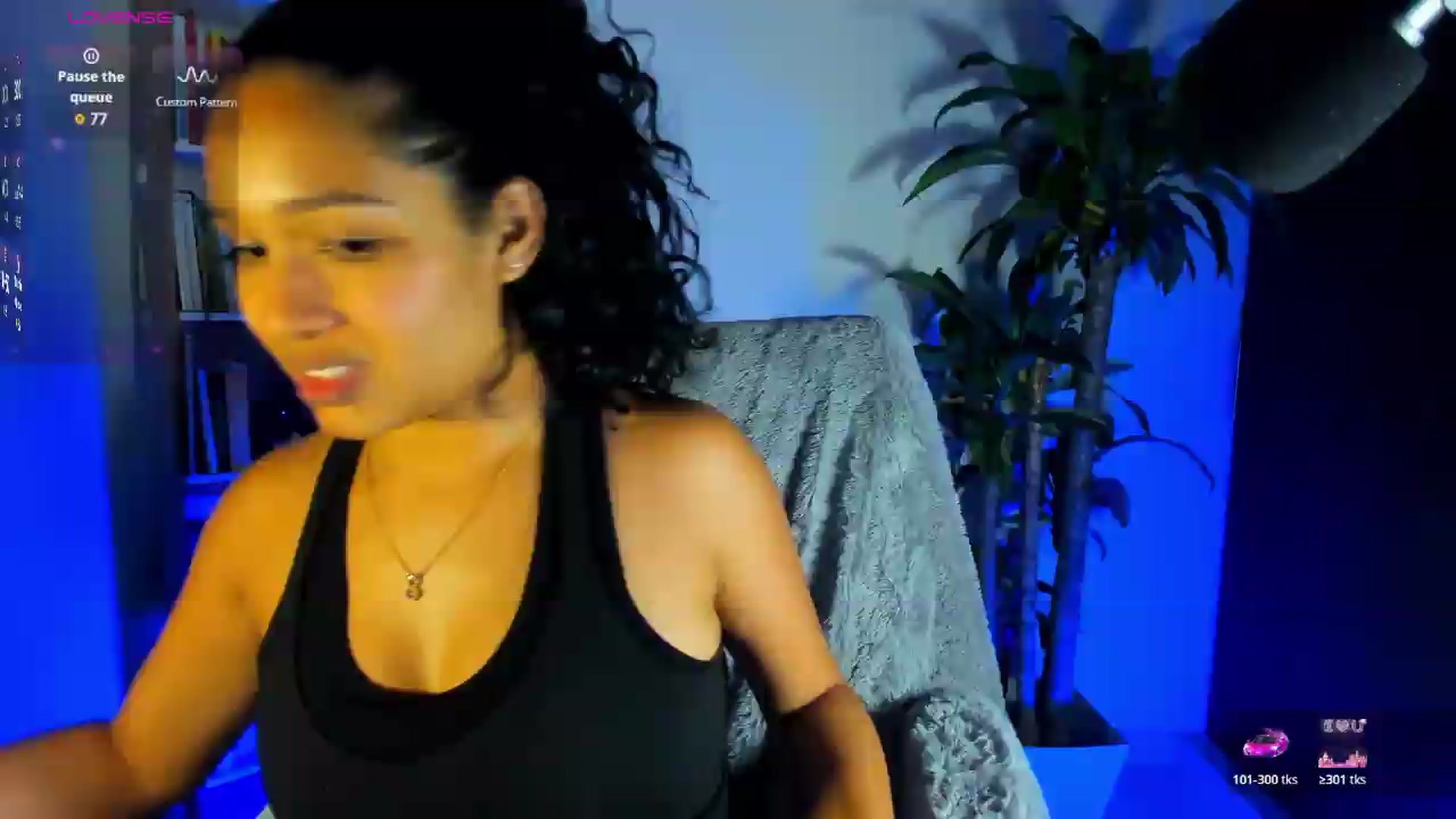 Gallery image thumbnail from Sexy_Latina's myfreecams stream on, 08/07/2026, 07:49 image 15 of 20
