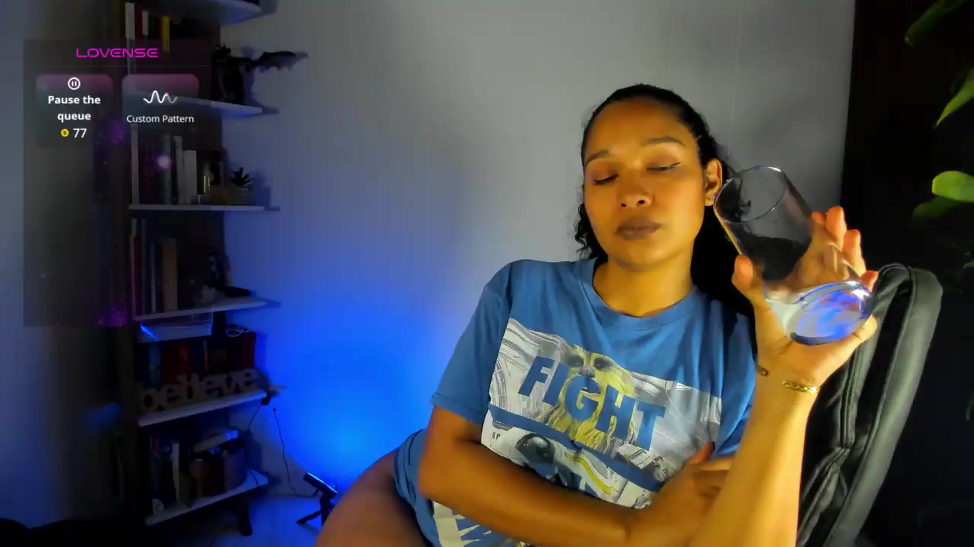 Gallery image thumbnail from Sexy_Latina's myfreecams stream on, 08/18/2026, 08:00 image 14 of 20