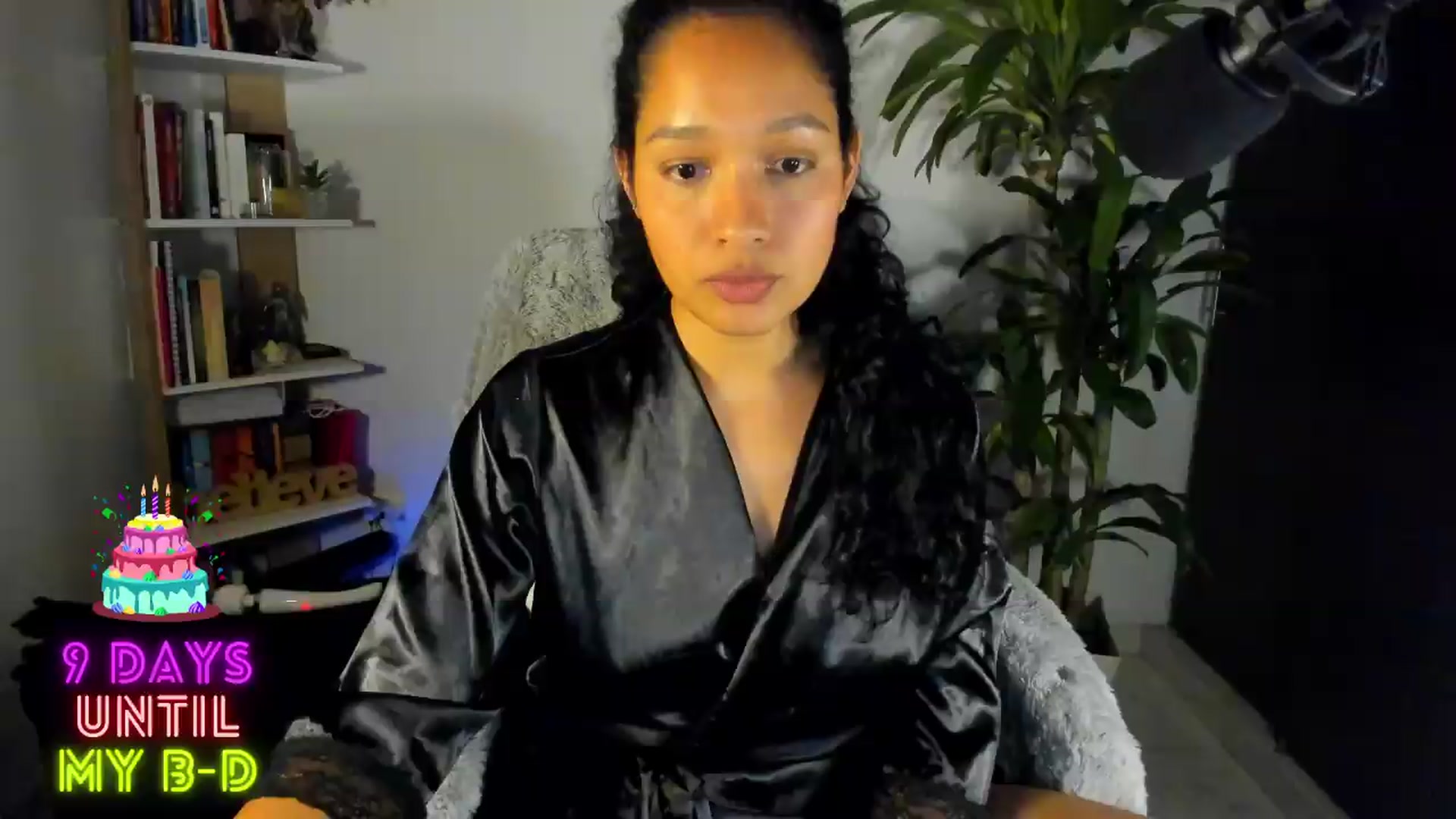 Gallery image thumbnail from Sexy_Latina's myfreecams stream on, 08/27/2026, 08:12 image 15 of 20