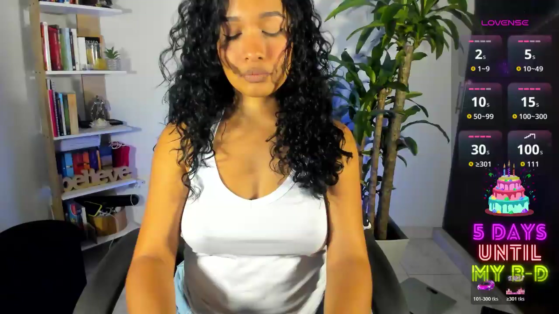 Gallery image thumbnail from Sexy_Latina's myfreecams stream on, 08/31/2026, 05:50 image 6 of 20