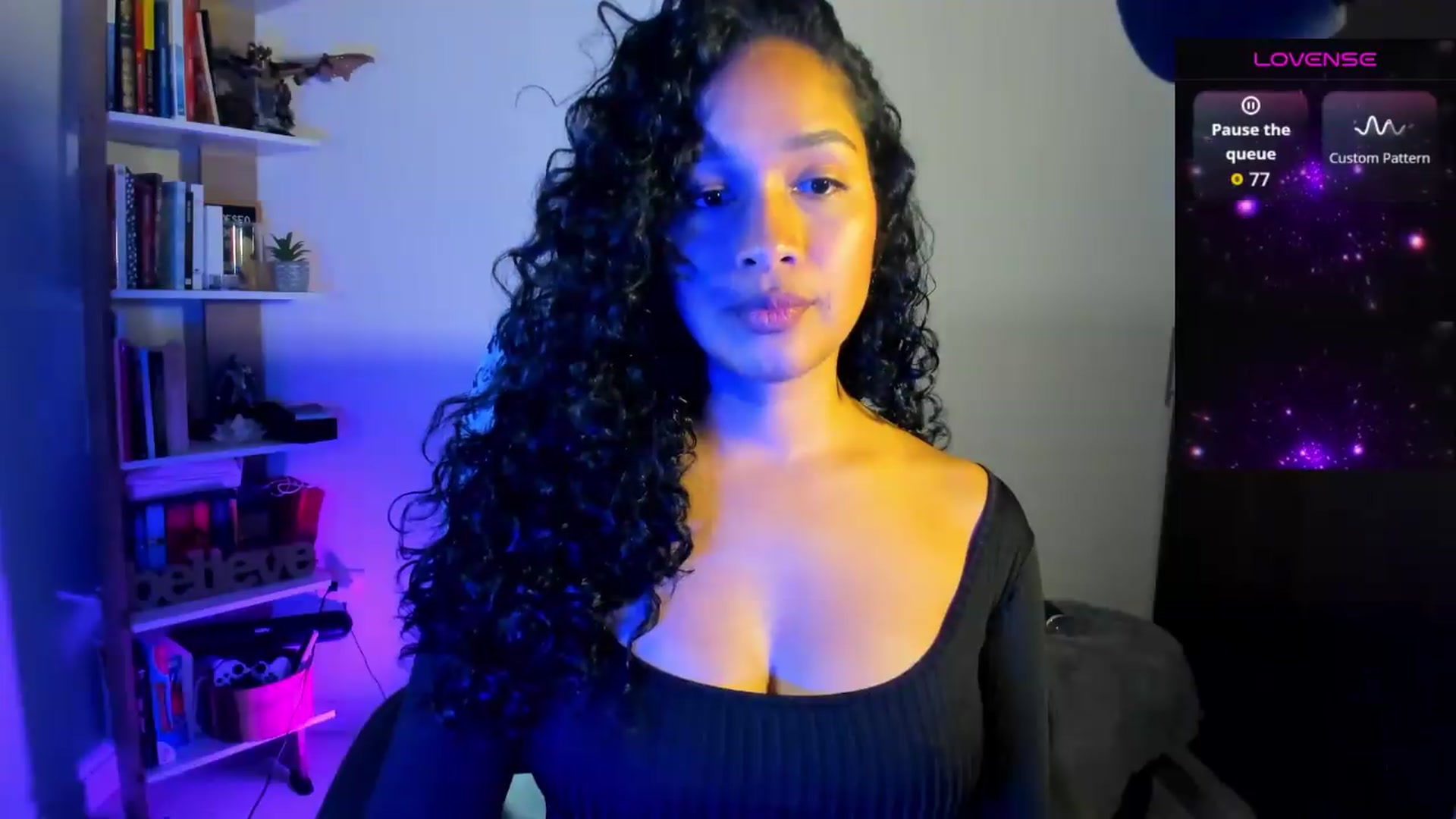 Gallery image thumbnail from Sexy_Latina's myfreecams stream on, 09/15/2026, 06:10 image 12 of 20