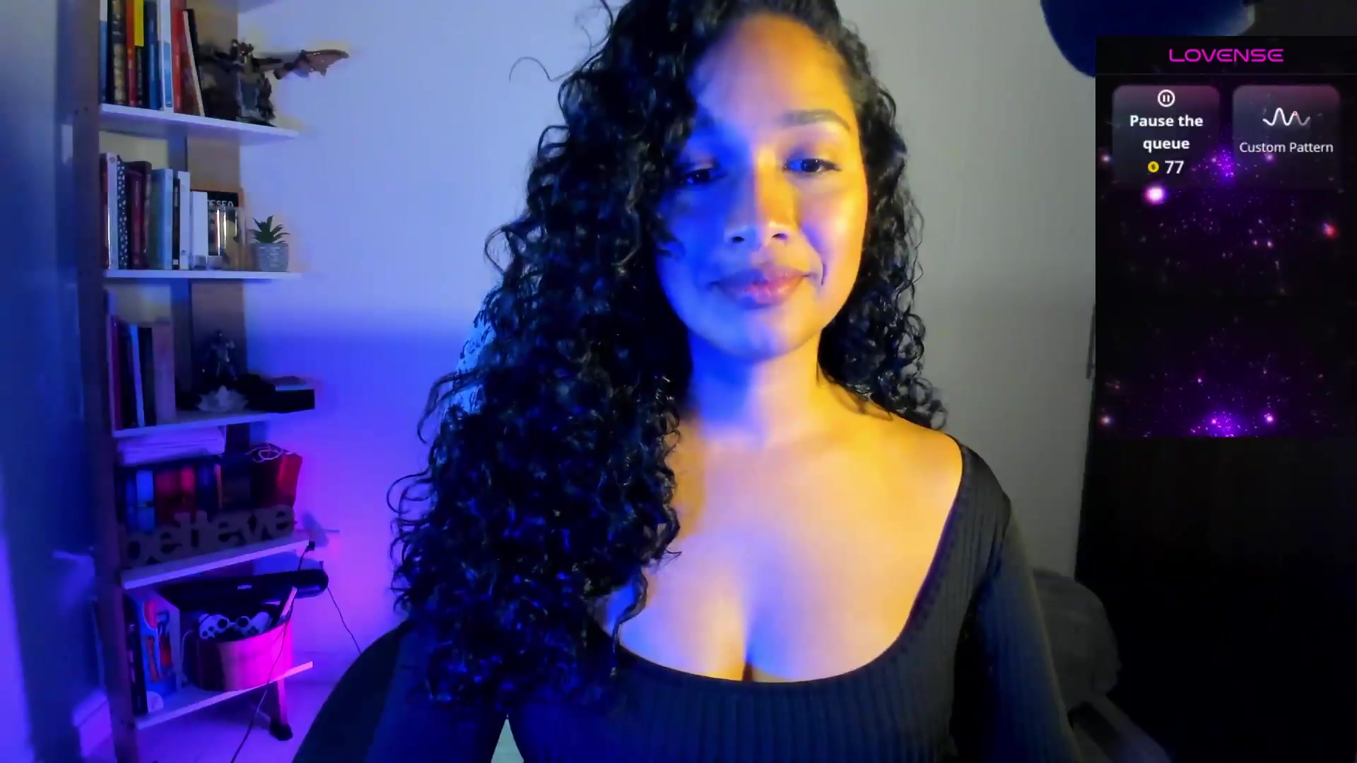 Gallery image thumbnail from Sexy_Latina's myfreecams stream on, 09/15/2026, 06:10 image 15 of 20