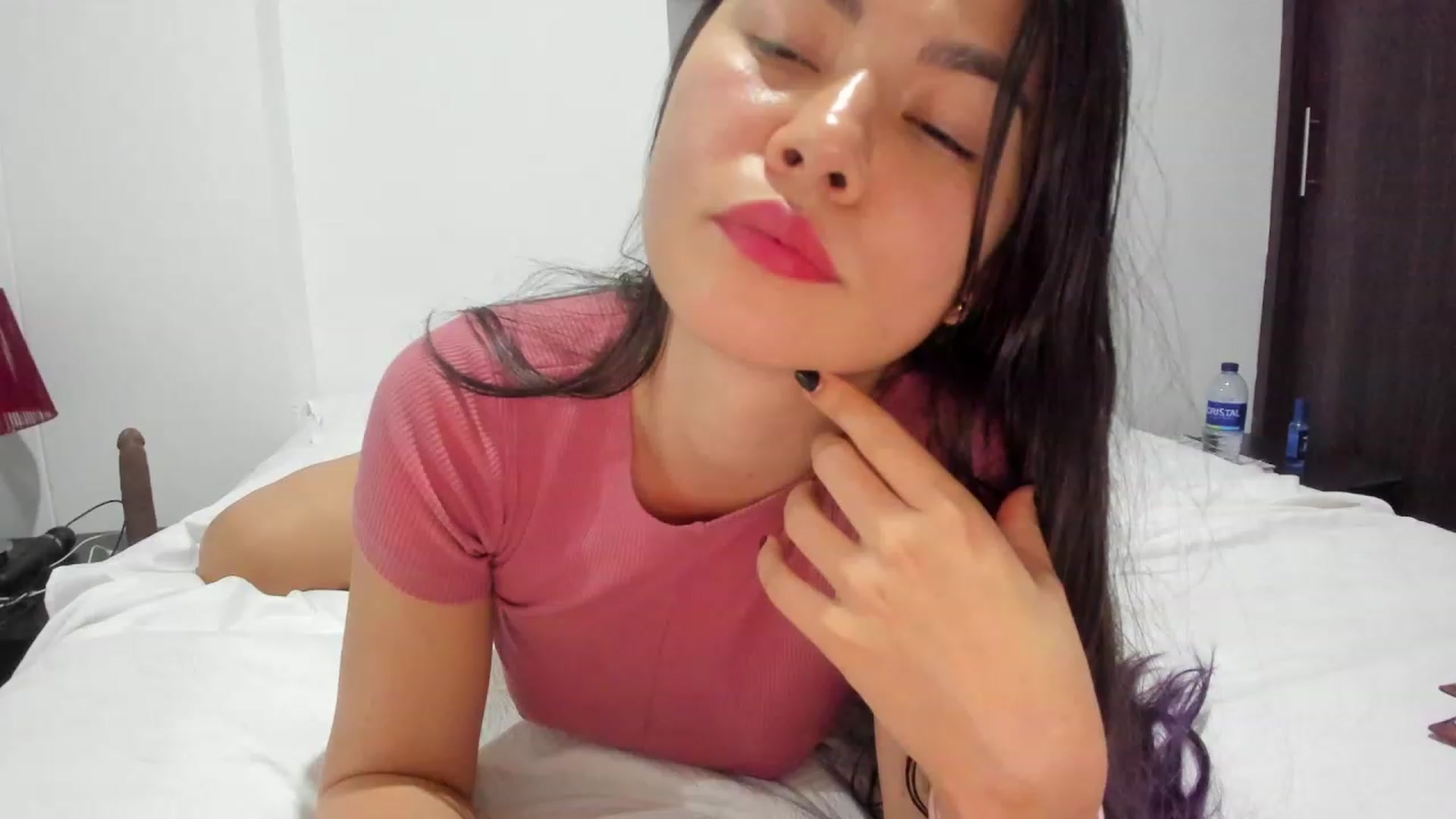 Gallery image thumbnail from Sexy_Nattaly's myfreecams stream on, 11/29/2022, 03:20 image 8 of 20
