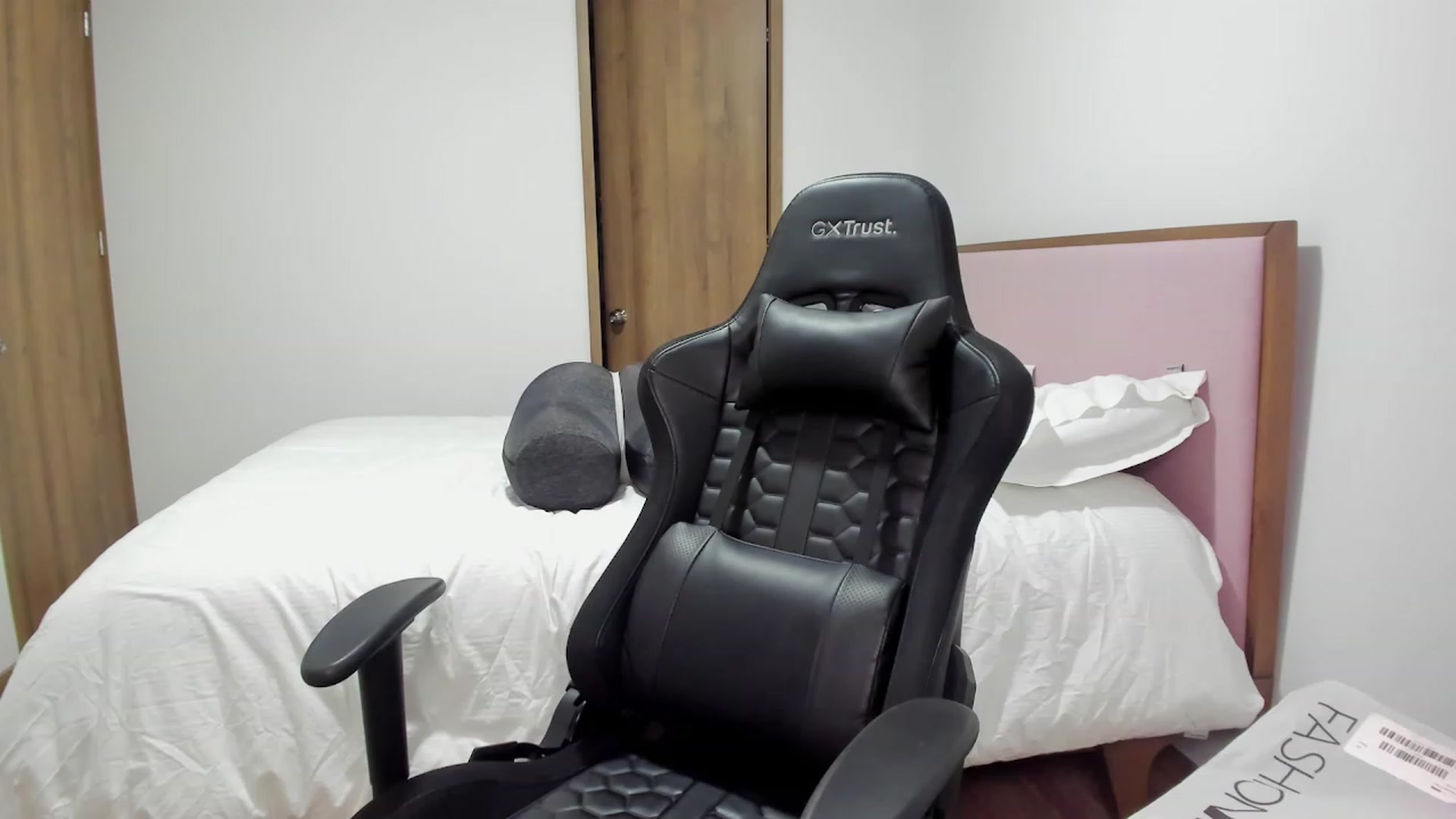 Gallery image thumbnail from Sexy_Nattaly's myfreecams stream on, 06/29/2023, 05:07 image 13 of 20