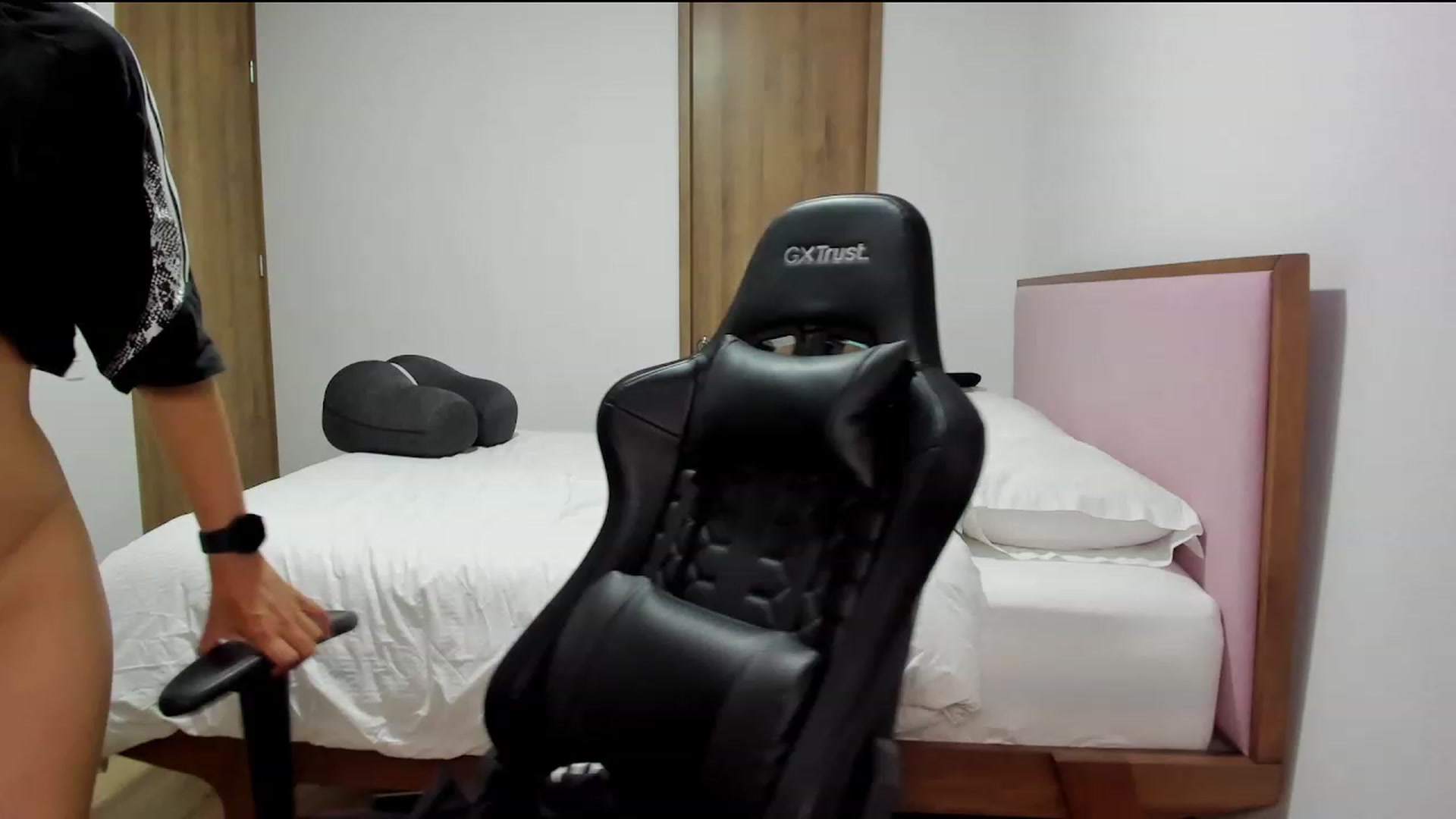 Gallery image thumbnail from Sexy_Nattaly's myfreecams stream on, 07/11/2023, 03:46 image 6 of 20