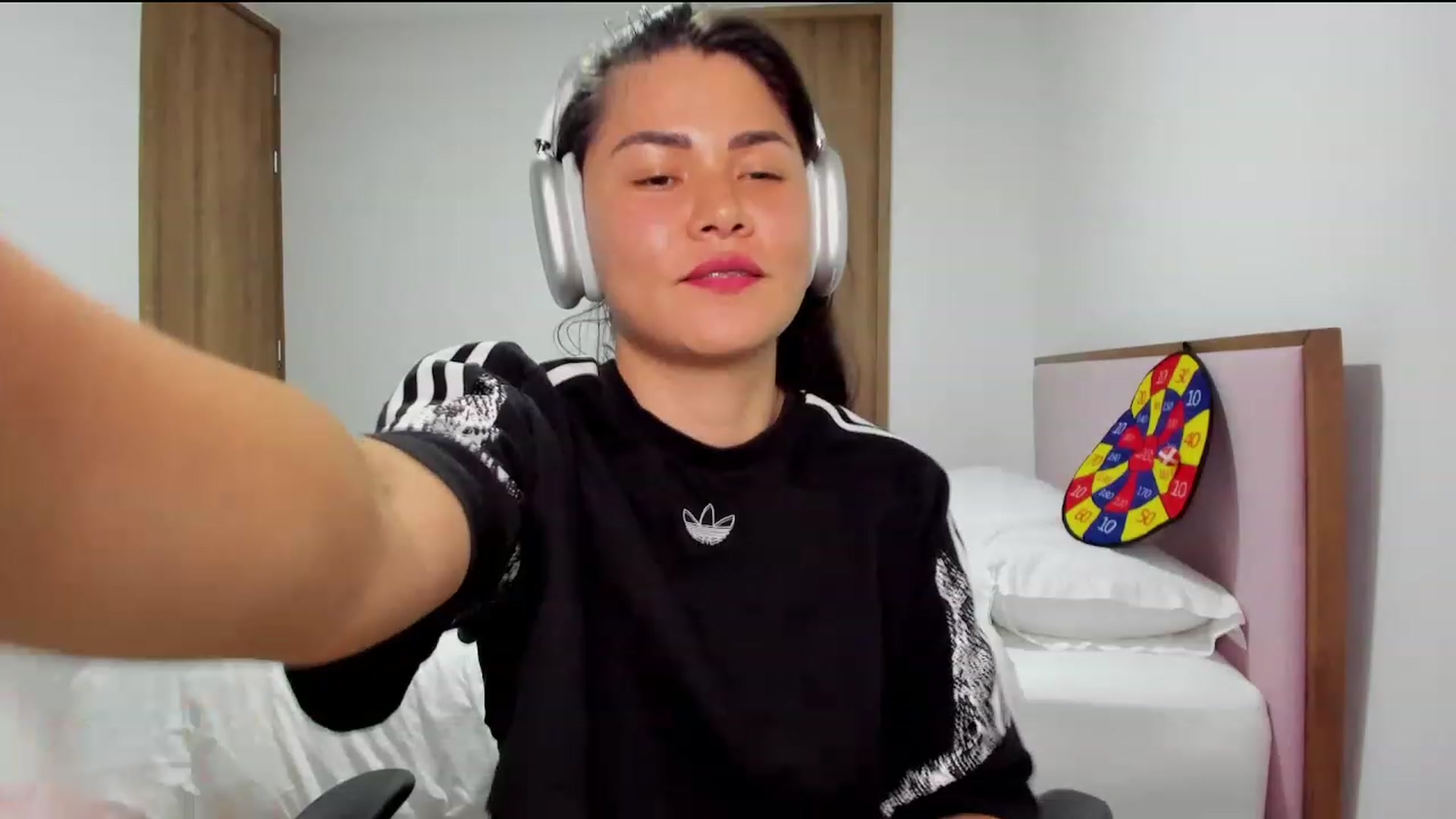 Gallery image thumbnail from Sexy_Nattaly's myfreecams stream on, 07/11/2023, 03:46 image 14 of 20