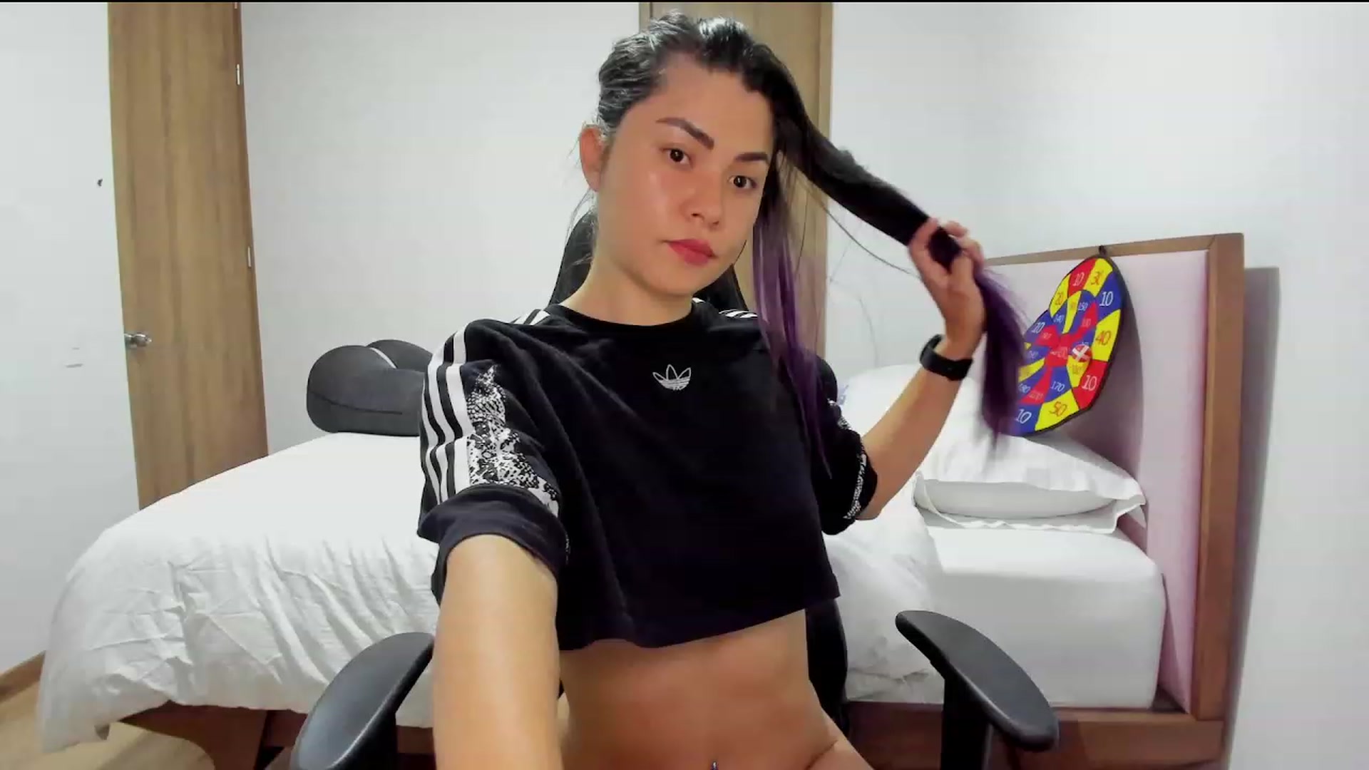 Gallery image thumbnail from Sexy_Nattaly's myfreecams stream on, 07/11/2023, 04:34 image 9 of 20