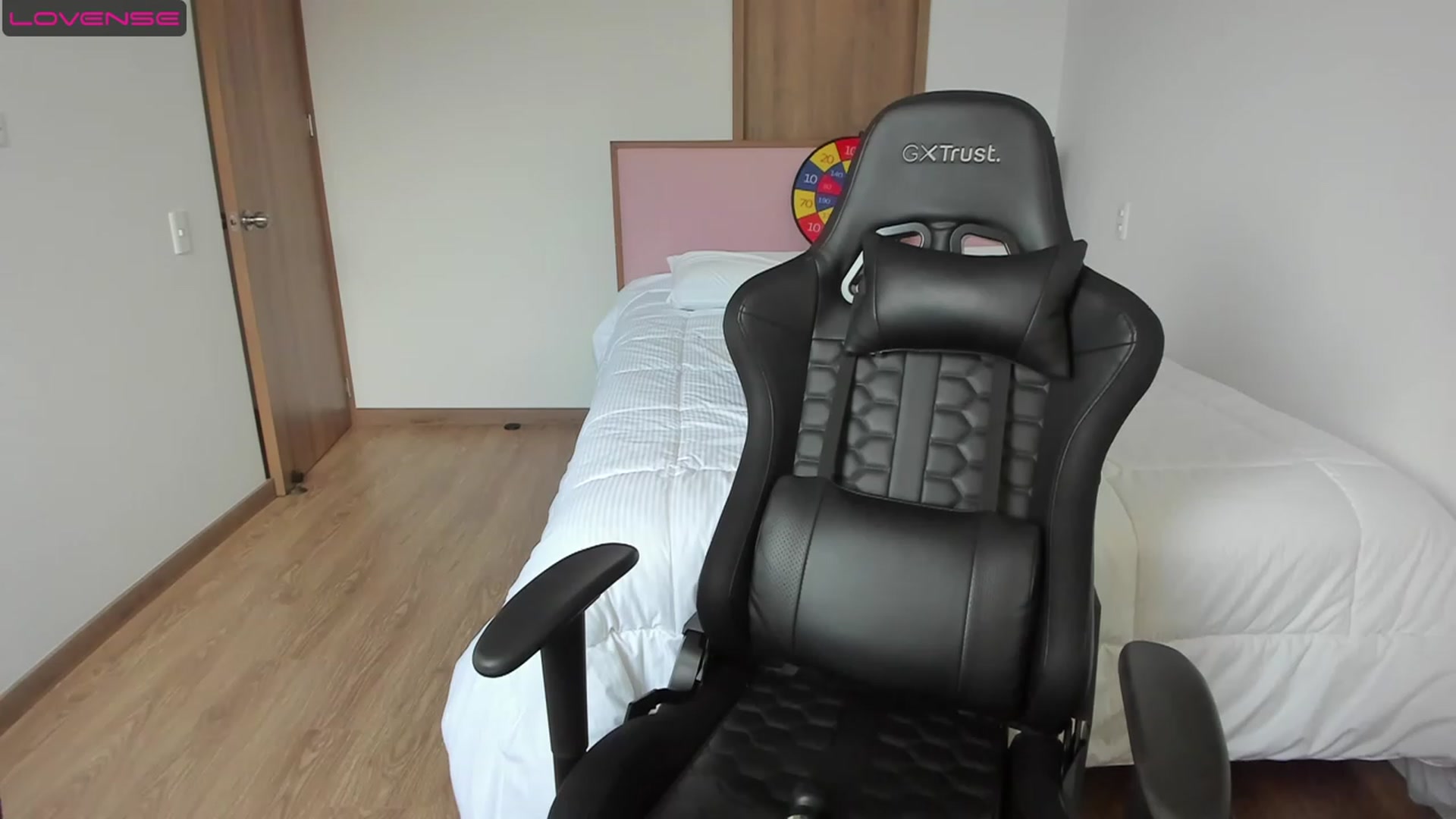 Gallery image thumbnail from Sexy_Nattaly's myfreecams stream on, 07/26/2023, 23:37 image 7 of 20