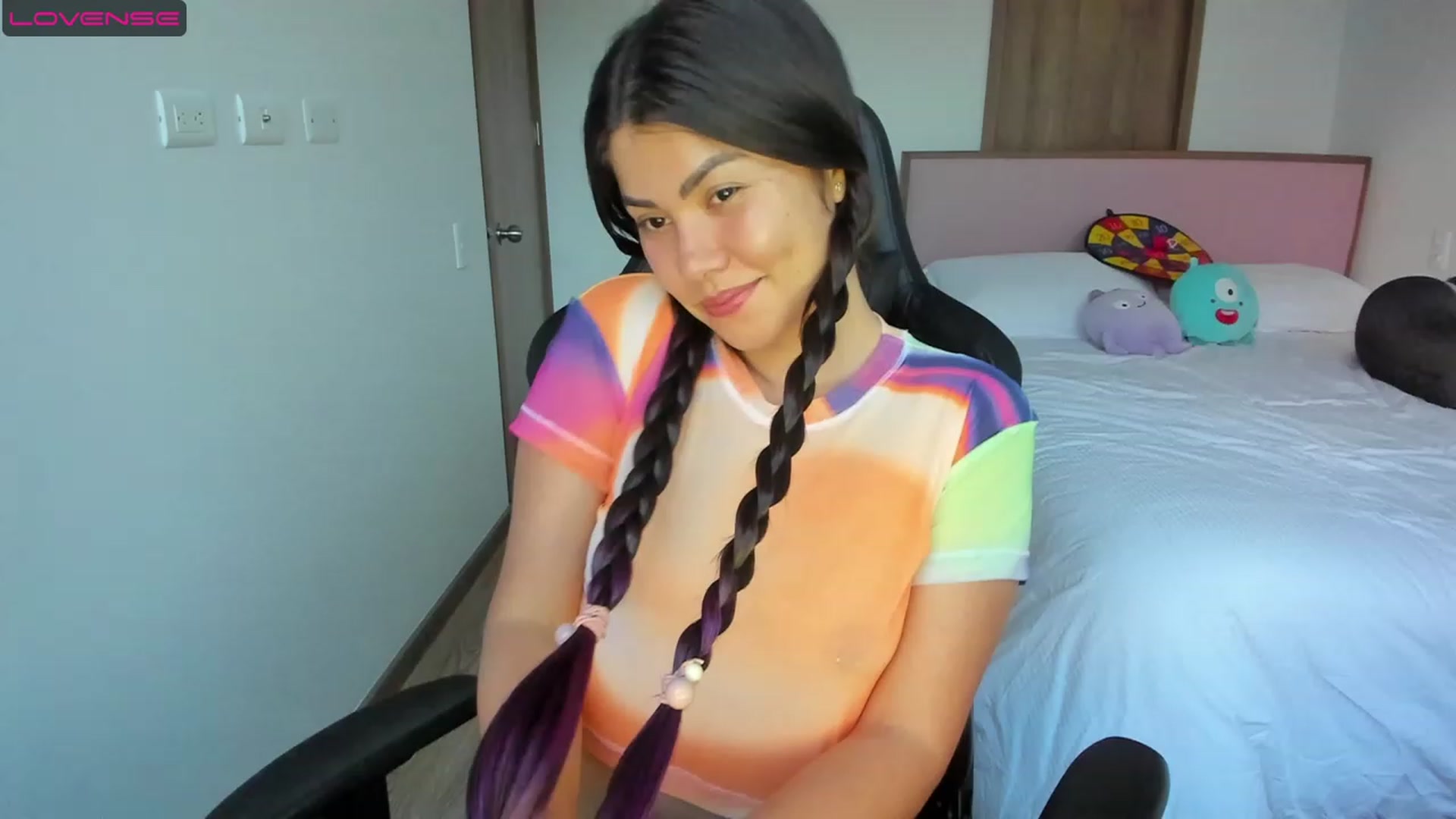 Gallery image thumbnail from Sexy_Nattaly's myfreecams stream on, 08/06/2023, 24:15 image 4 of 20