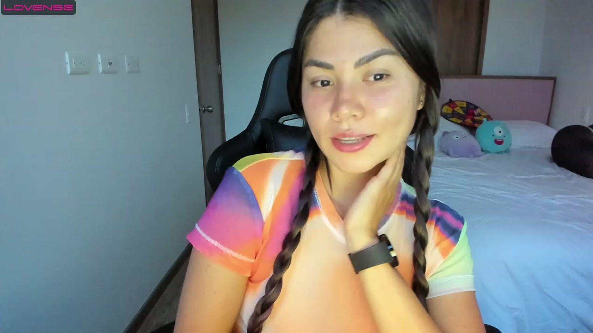 Gallery image thumbnail from Sexy_Nattaly's myfreecams stream on, 08/06/2023, 24:15 image 5 of 20