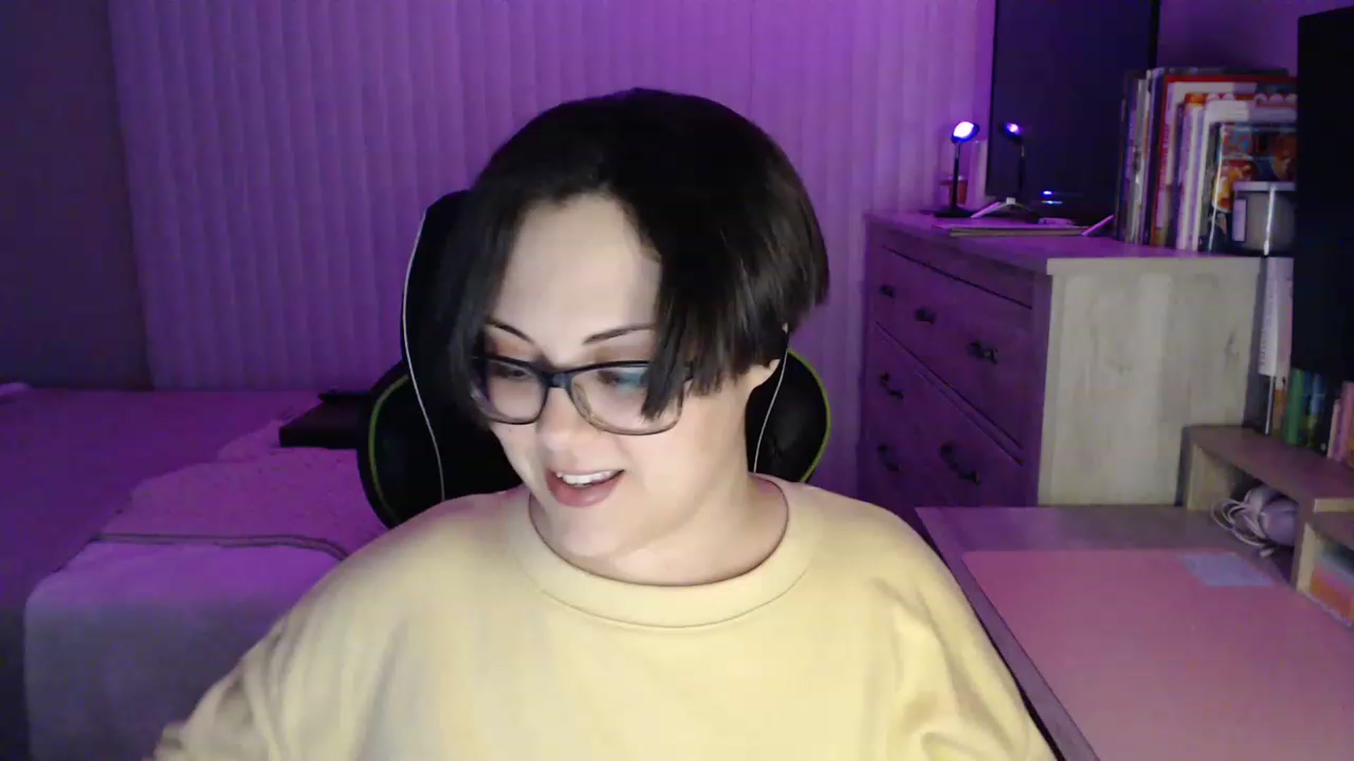 Gallery image thumbnail from Sexy_Sona's myfreecams stream on, 12/19/2022, 03:48 image 14 of 20