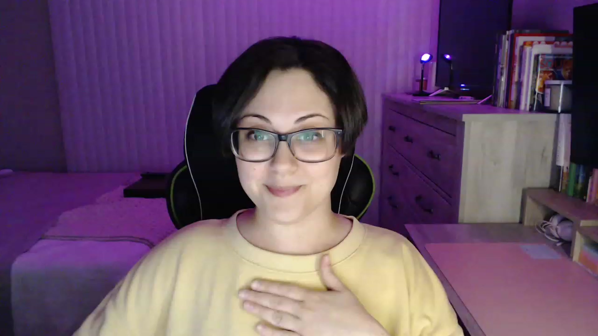Gallery image thumbnail from Sexy_Sona's myfreecams stream on, 12/19/2022, 03:48 image 20 of 20